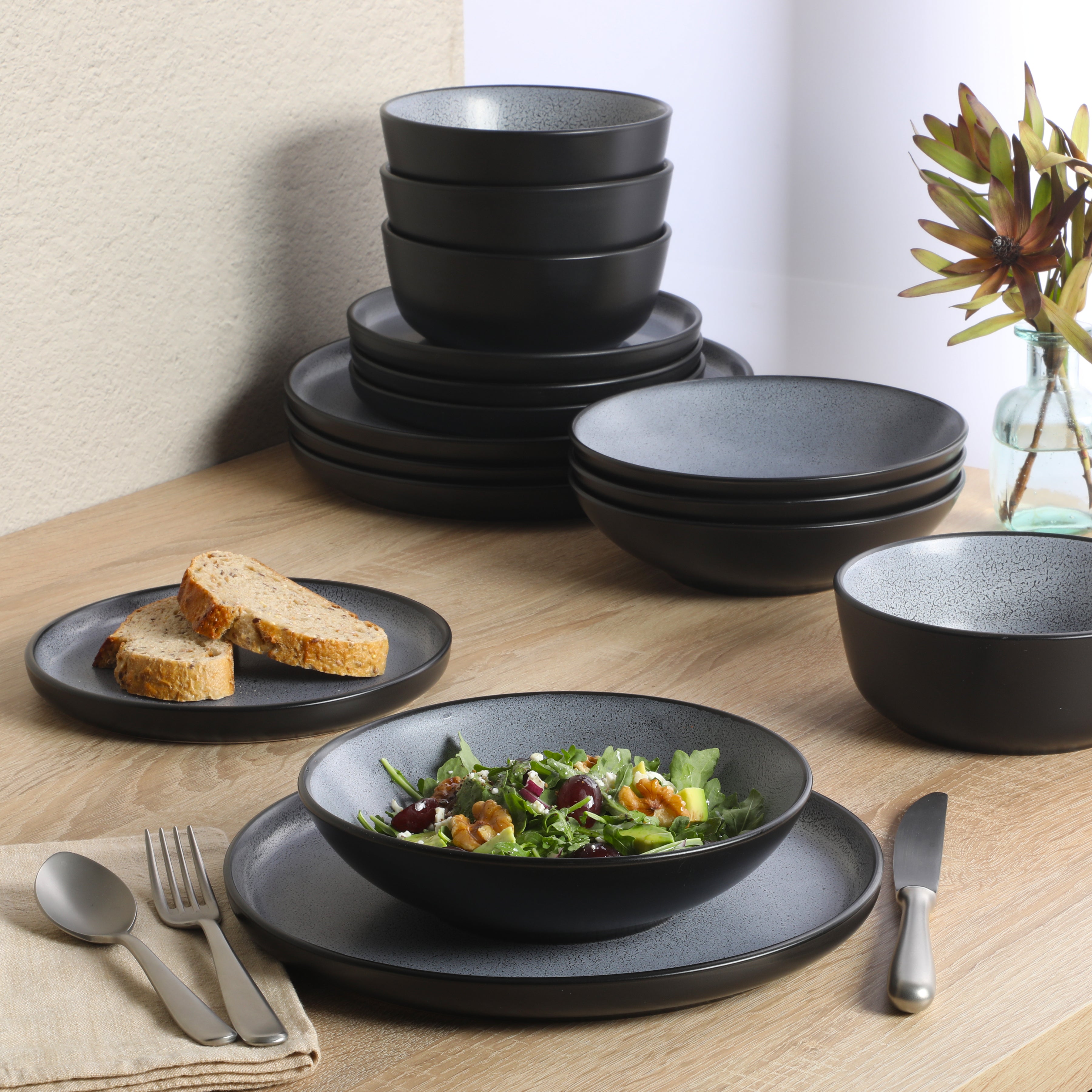 Gibson Elite Tribeca Loft 16-Piece Dinnerware Set – Matte Reactive Glaze Stoneware, Double Bowl Round Plates and Bowls – Modern Rustic Tableware for 4, Dishwasher & Microwave Safe