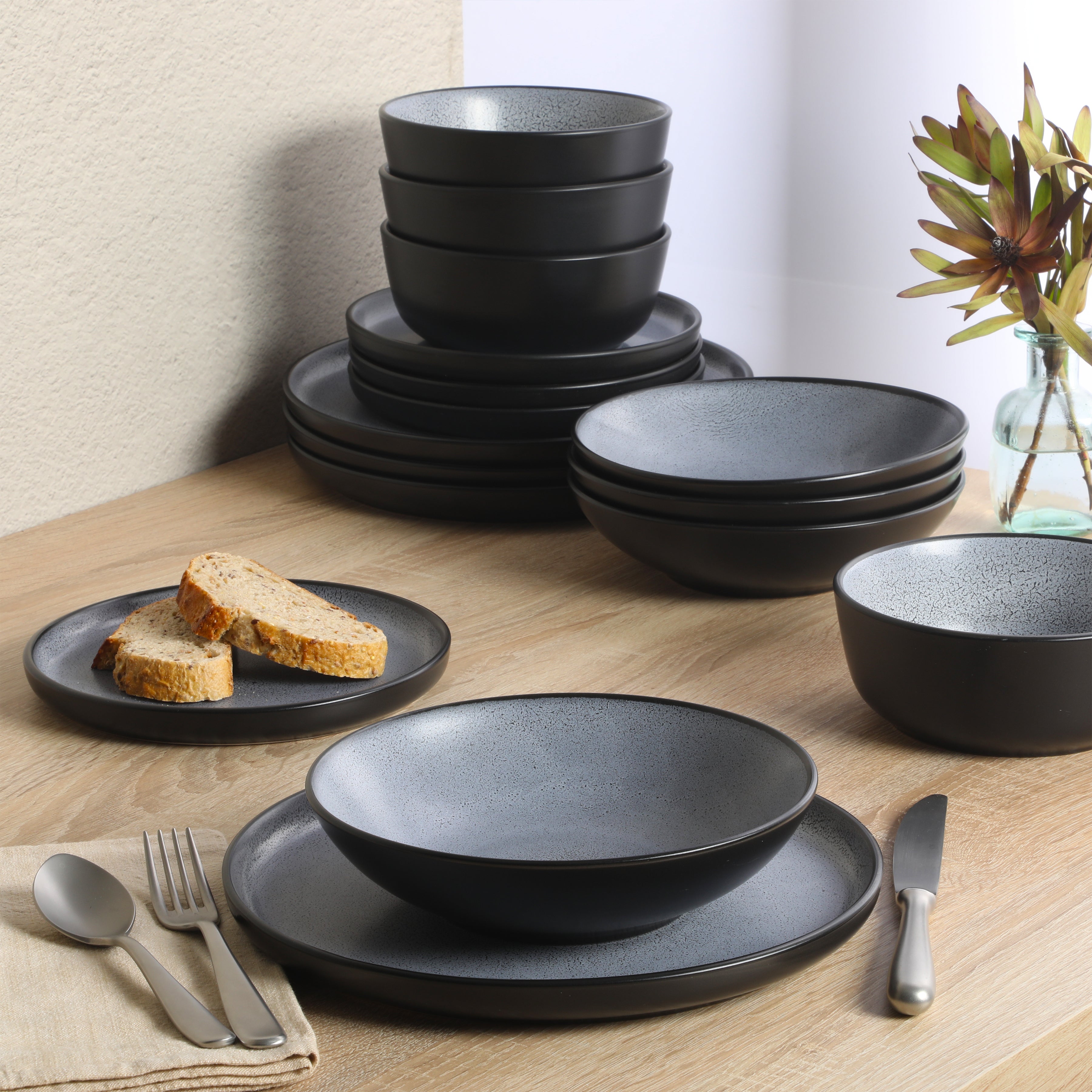 Gibson Elite Tribeca Loft 16-Piece Dinnerware Set – Matte Reactive Glaze Stoneware, Double Bowl Round Plates and Bowls – Modern Rustic Tableware for 4, Dishwasher & Microwave Safe