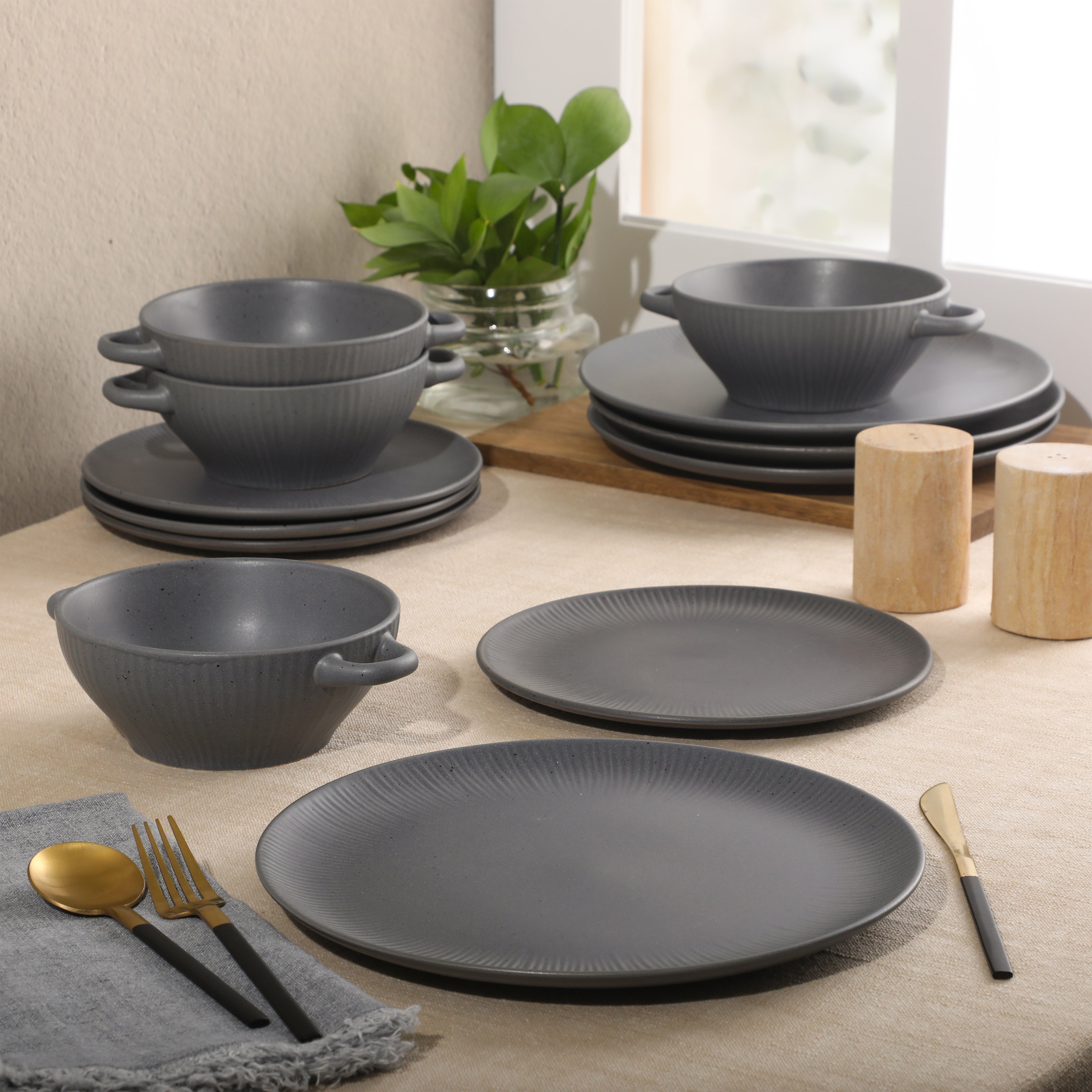 Gibson Elite Clover Hill 12-Piece Stoneware Dinnerware Set – Embossed Plates and Bowls with Matte Speckled Reactive Glaze, Service for 4 – Microwave & Dishwasher Safe