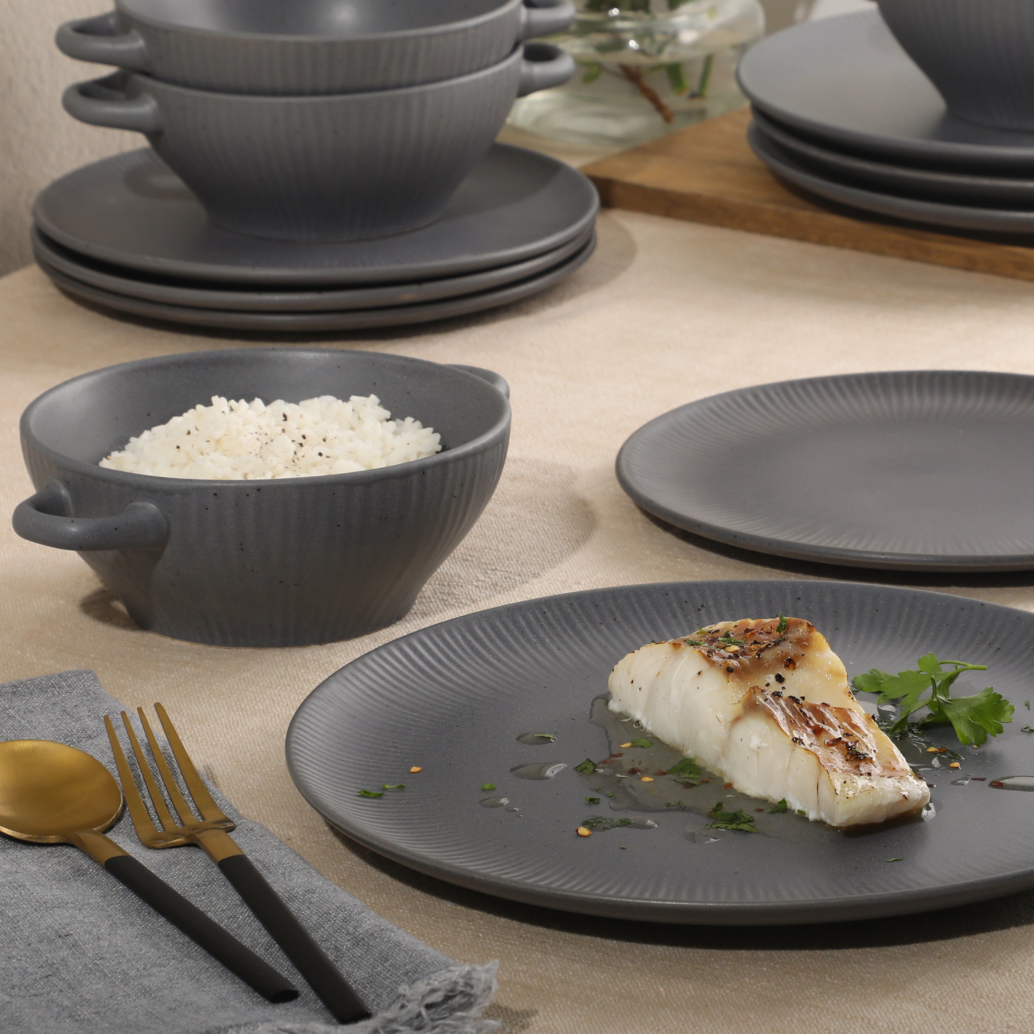 Gibson Elite Clover Hill 12-Piece Stoneware Dinnerware Set – Embossed Plates and Bowls with Matte Speckled Reactive Glaze, Service for 4 – Microwave & Dishwasher Safe