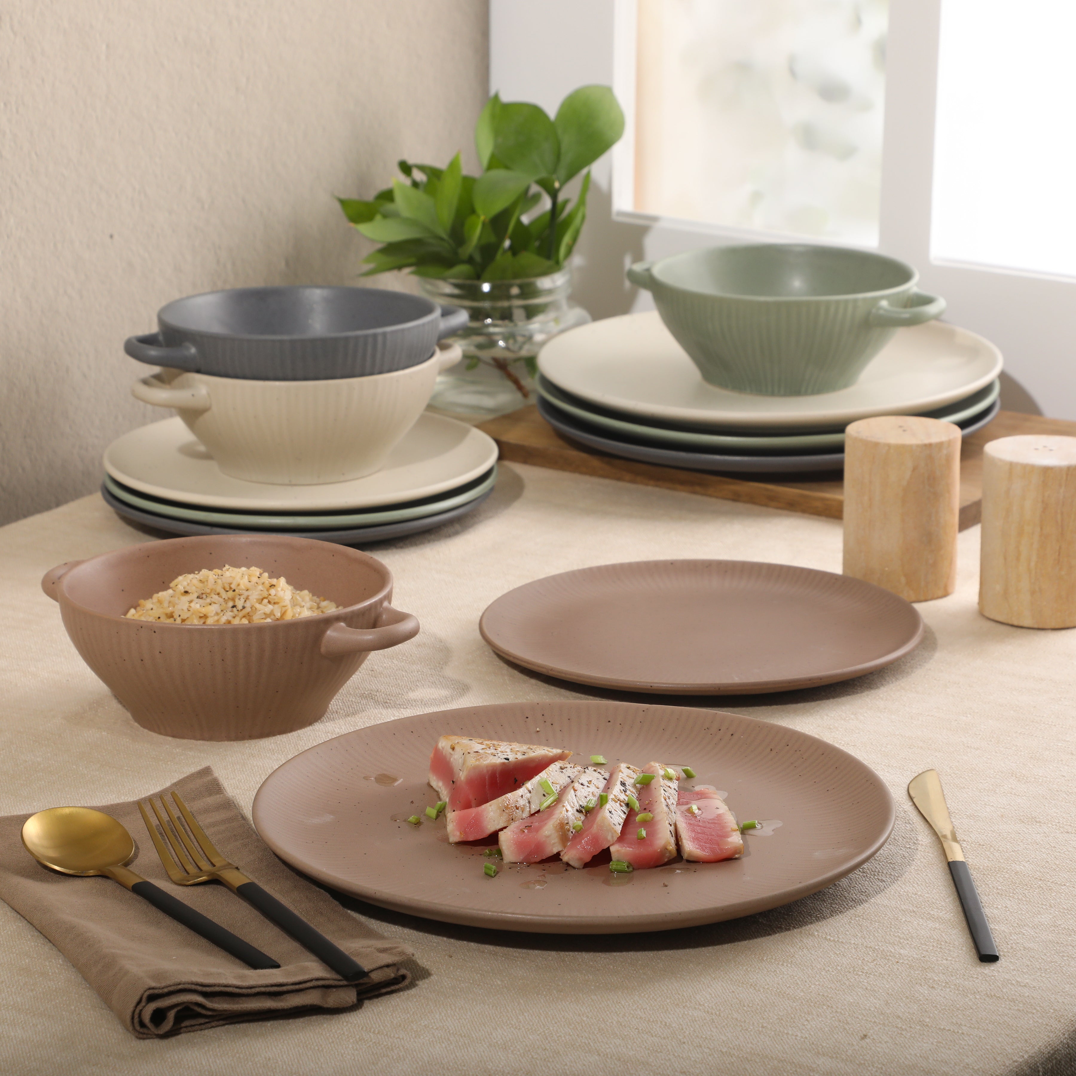 Gibson Elite Clover Hill 12-Piece Stoneware Dinnerware Set – Embossed Plates and Bowls with Matte Speckled Reactive Glaze, Service for 4 – Microwave & Dishwasher Safe