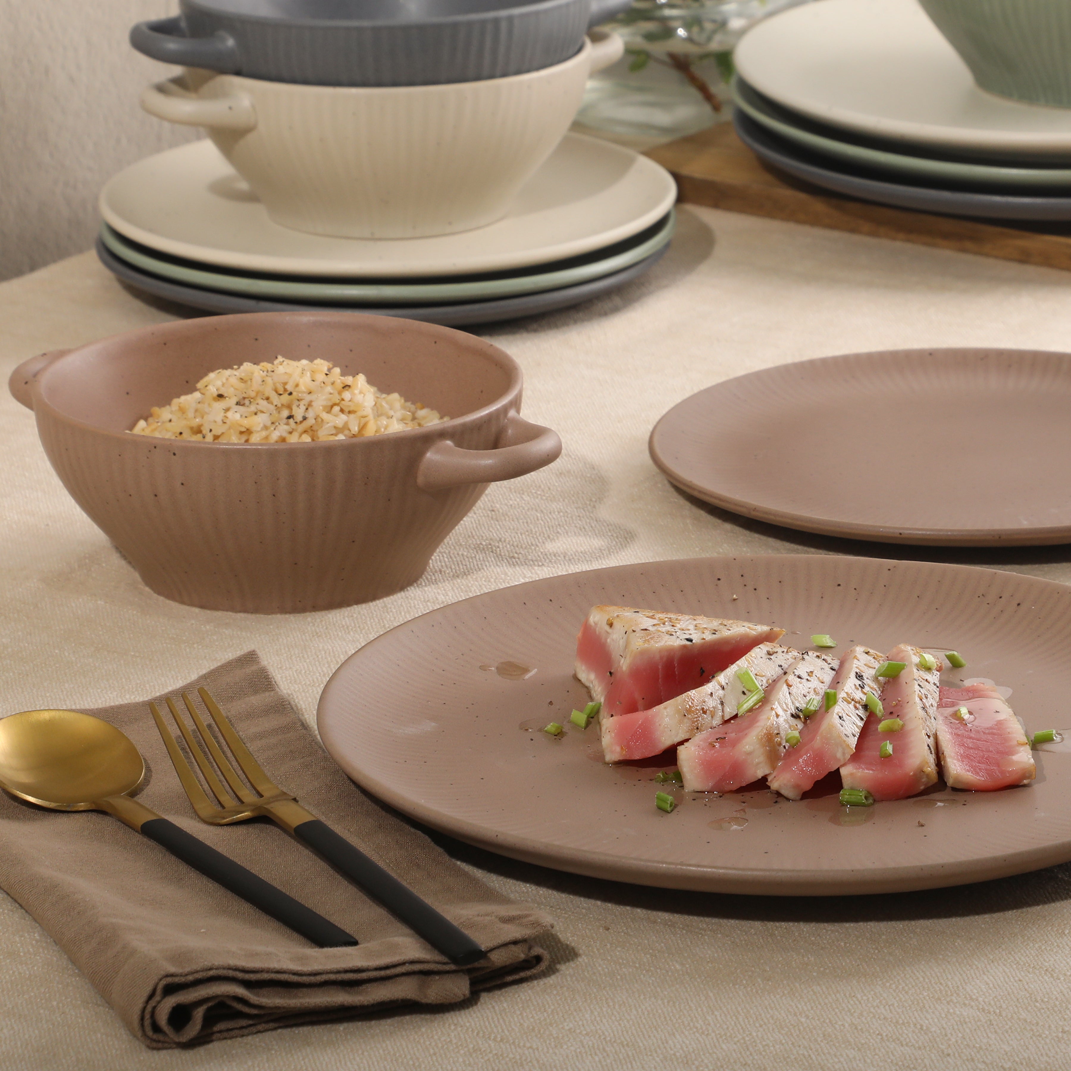 Gibson Elite Clover Hill 12-Piece Stoneware Dinnerware Set – Embossed Plates and Bowls with Matte Speckled Reactive Glaze, Service for 4 – Microwave & Dishwasher Safe