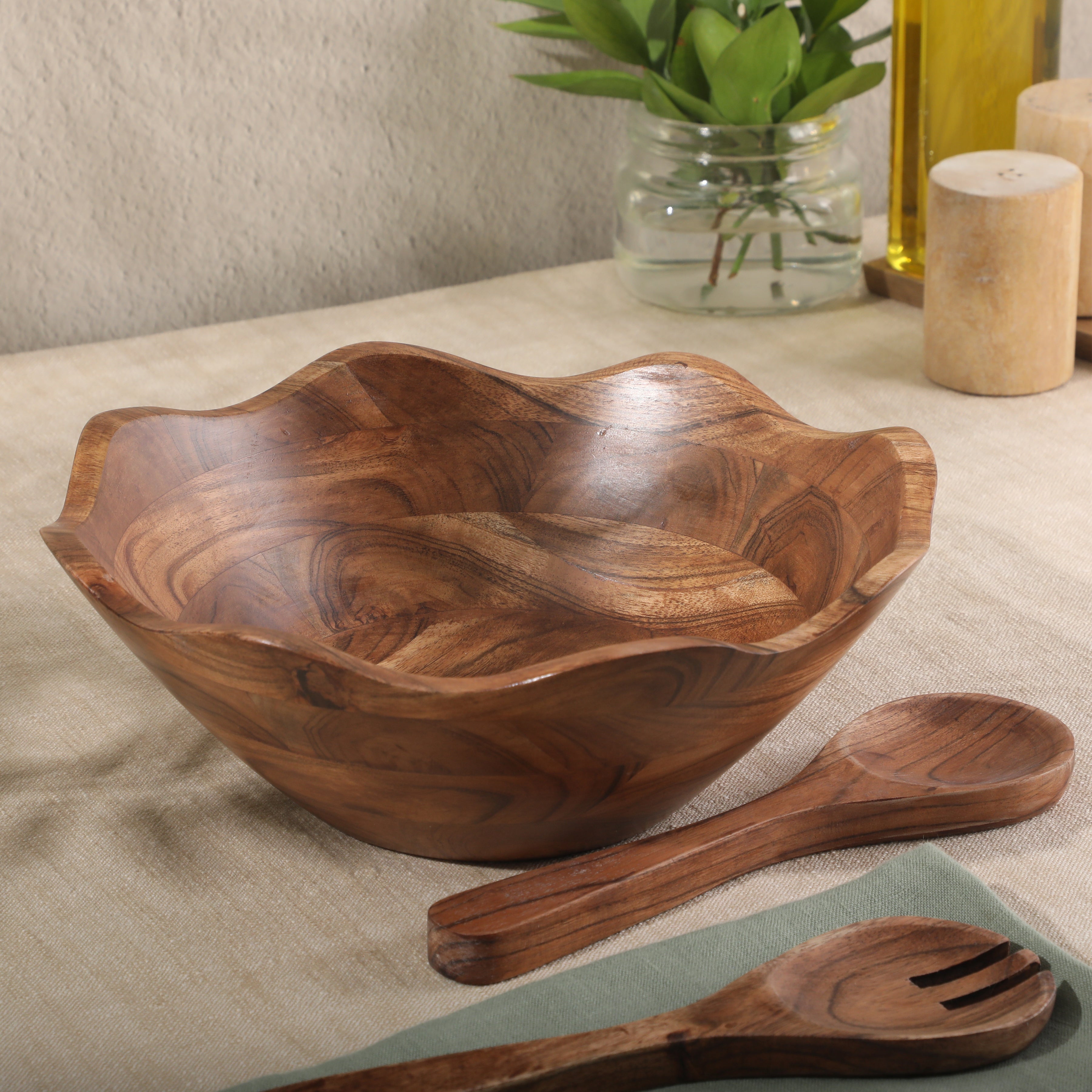 Gibson Home Sandhurst 3-Piece Acacia Wood Salad Bowl Set – 12-Inch Scalloped Serving Bowl with Wooden Salad Servers – Natural Rustic Finish for Dining, Entertaining, or Gifting