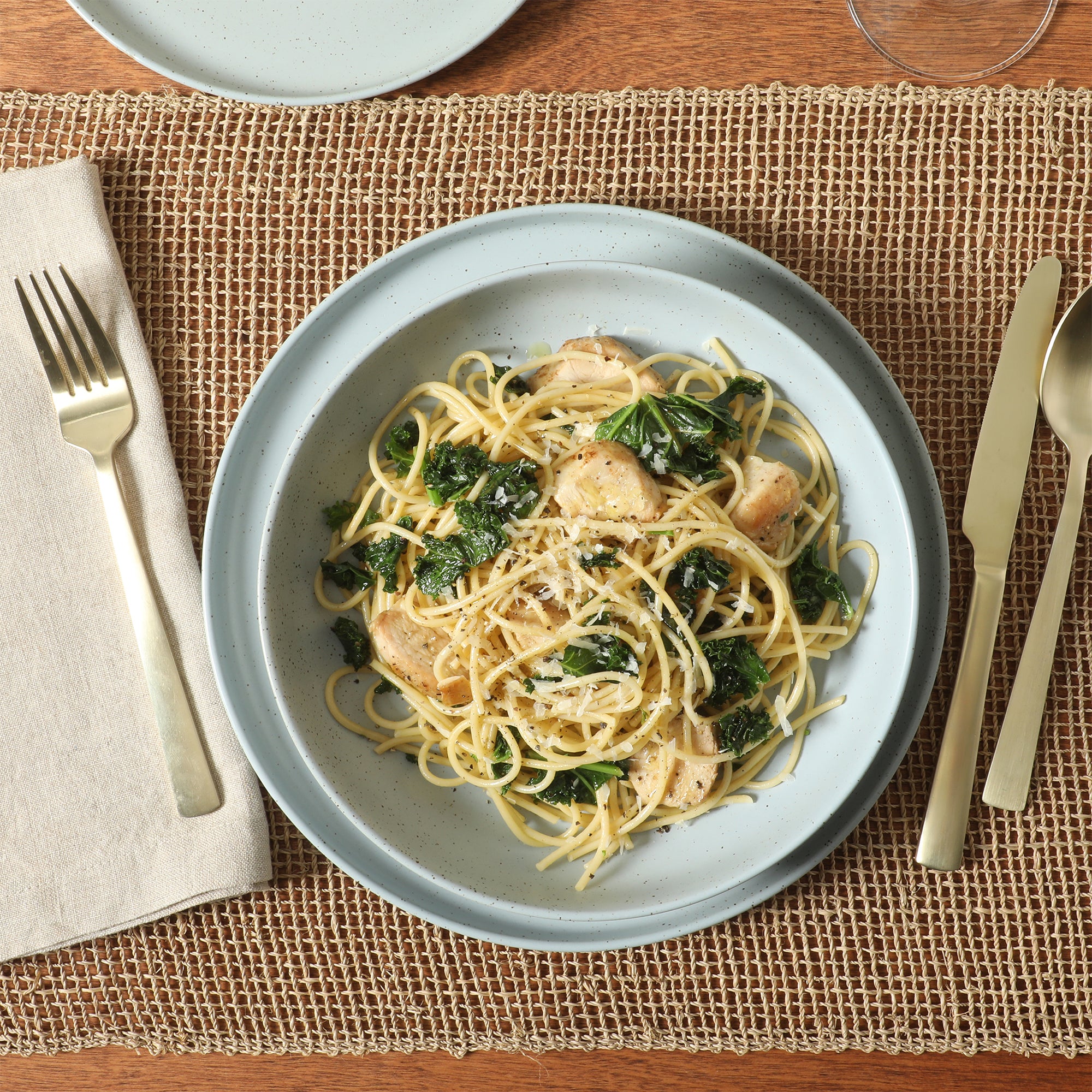 Gibson Elite Overbrook 16-Piece Pottery Clay Stoneware Dinnerware Set –  Reactive Glaze, Stackable Plates and Bowls w/ Pasta Bowl, Service for 4 – Microwave & Dishwasher Safe