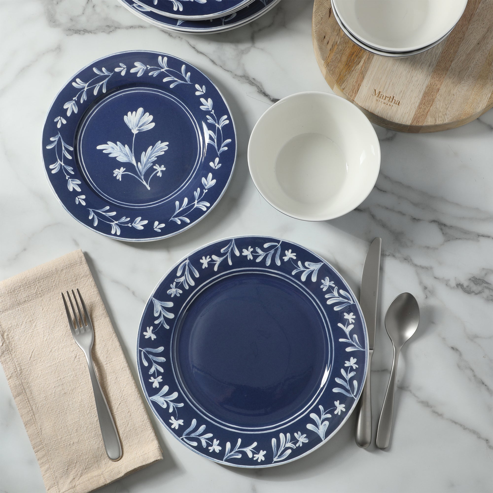 Martha Stewart Maiden Crown 12-Piece Dinnerware Set – Vegan Bone China Ceramic Plates & Bowls – Floral Design – Service for 4 – Dishwasher & Microwave Safe