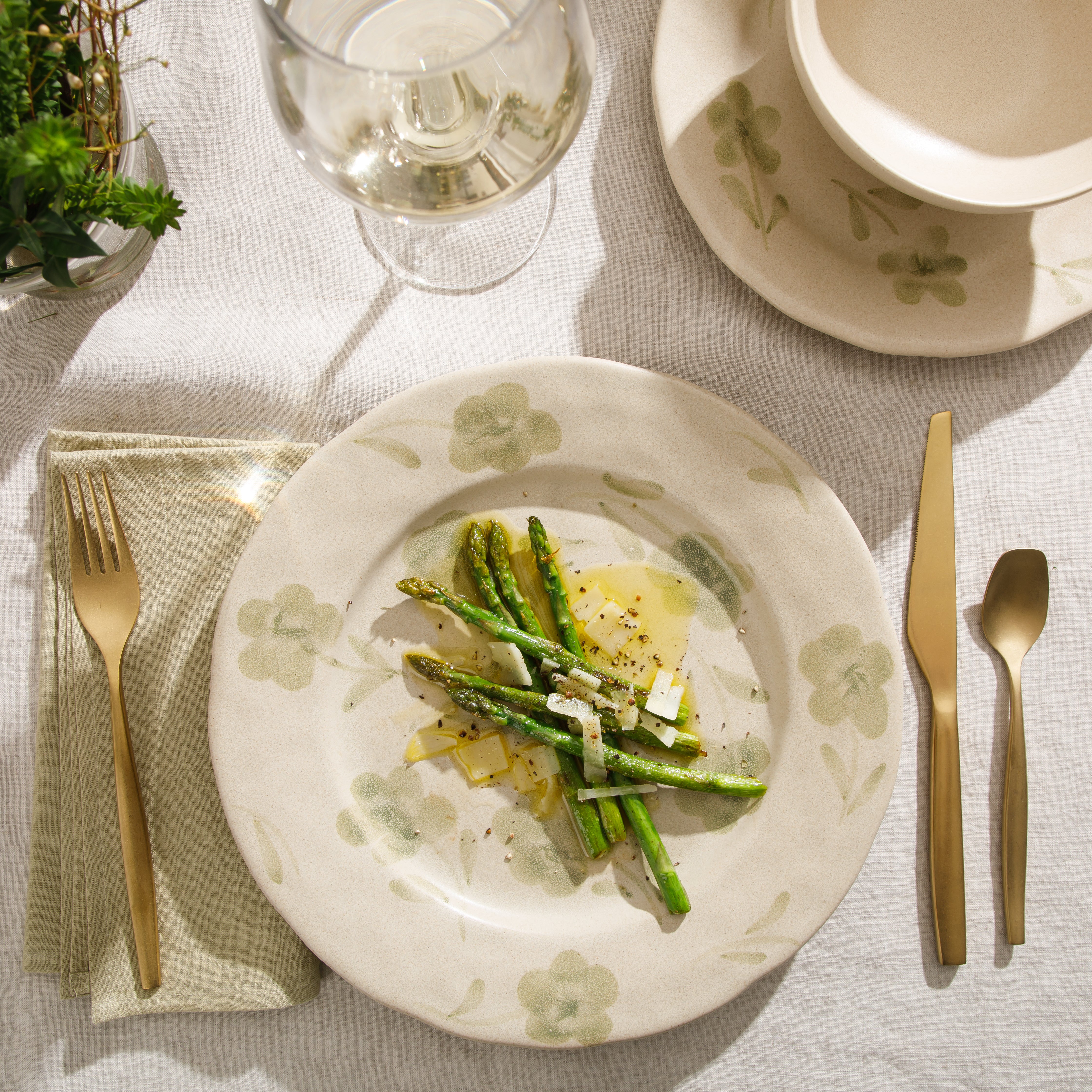 Bloomhouse - 2 Time Oprah's Favorite Things - Made in Portugal Hand Painted Dinnerware Set - Porto Petals 12 Piece (Service for 4) Floral Plates and Bowls Set