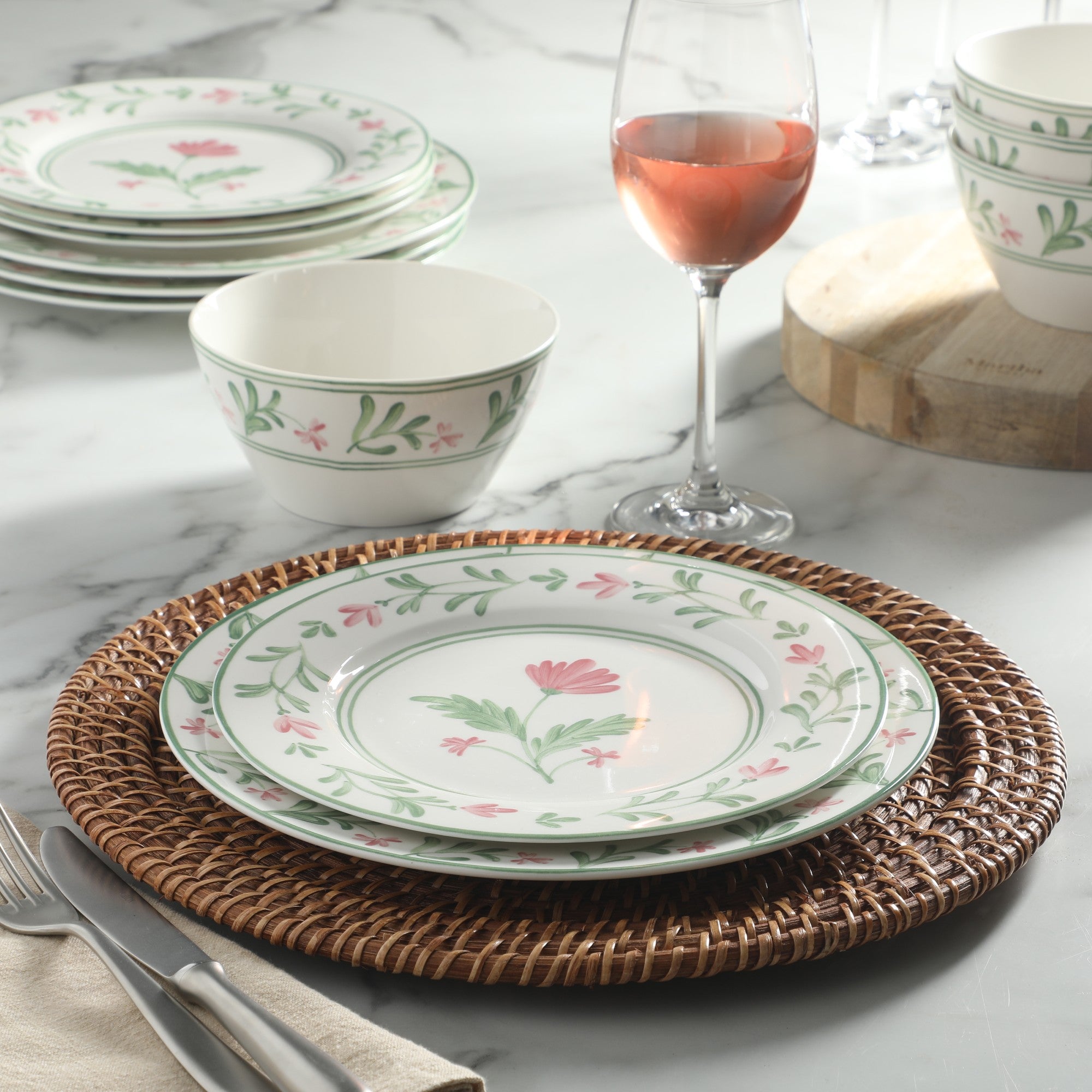 Martha Stewart Maiden Crown 12-Piece Dinnerware Set – Vegan Bone China