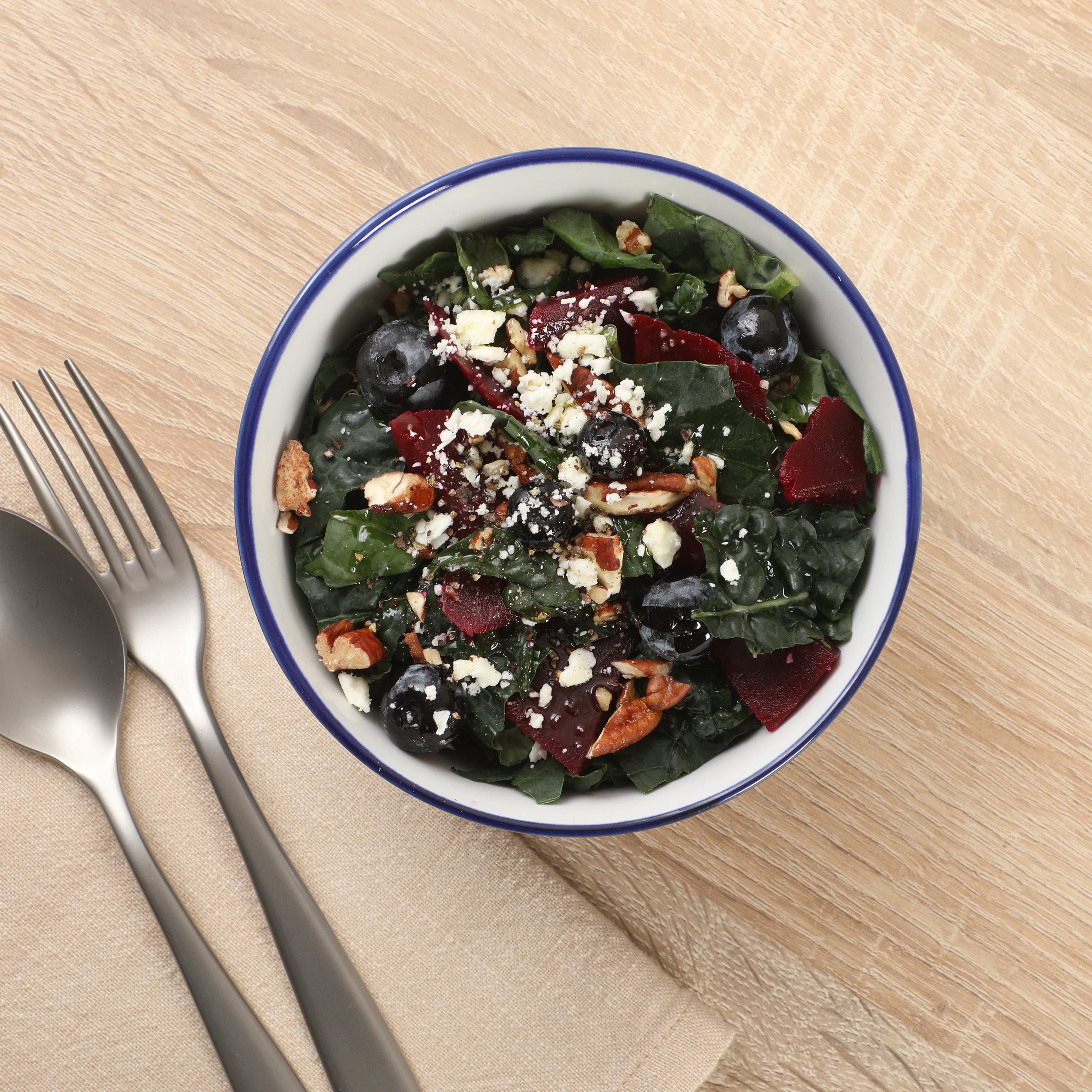 Gibson Home Ivory Estate 4-Piece Cereal Bowl Set, 5.5 Inch Round Stoneware Bowls, Blue & White Floral Pattern, Assorted Decorative Designs