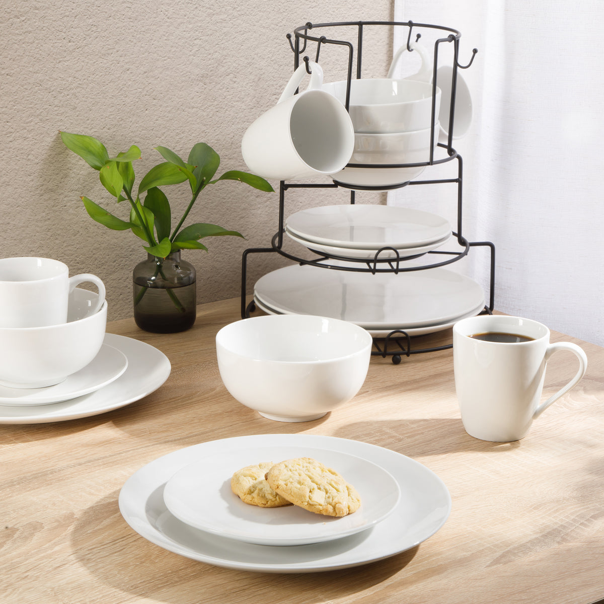 Gibson Home 17-Piece Porcelain Plates and Bowls Set W/Metal Rack - Plates, Bowls & Mugs Dinnerware Set for 4