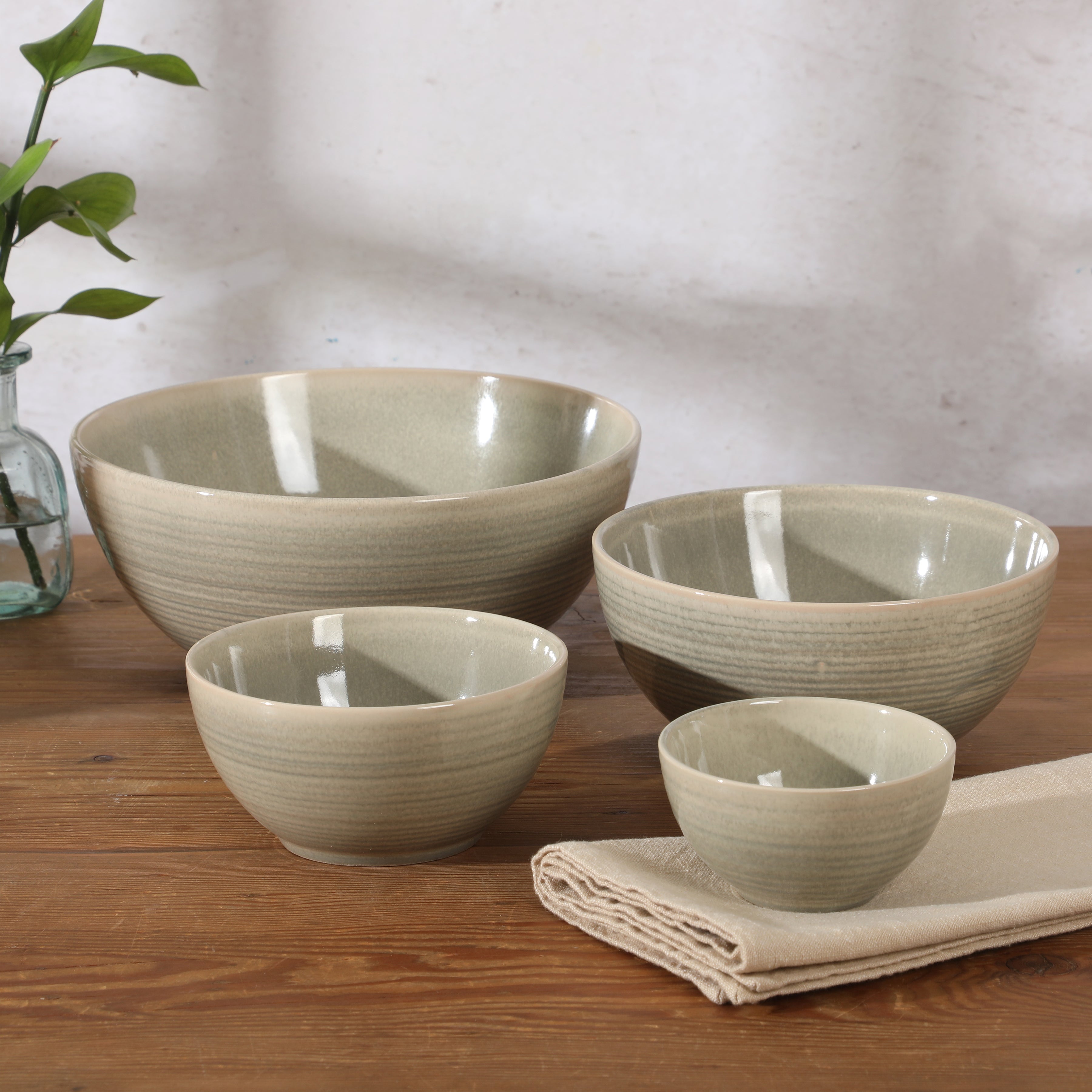 Gibson Elite Maple Grove 4-Piece Stoneware Nesting Bowl Set, Reactive Glaze Mixing and Serving Bowls, Dishwasher Safe