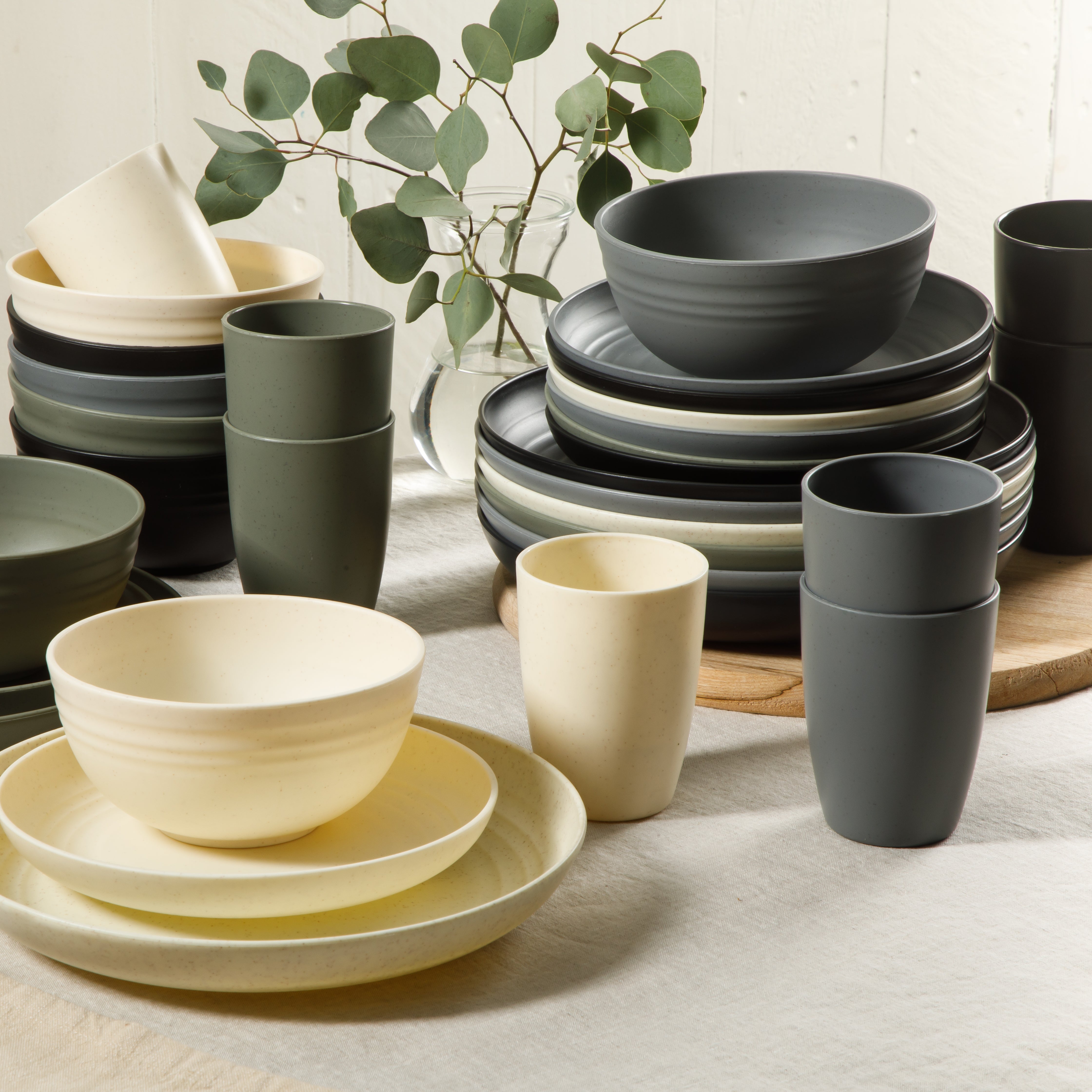 Gibson Home Plates and Bowls Set, 32 Piece Wheat Straw Dinnerware for 8 with Tumblers, Matte, Unbreakable & Lightweight, Dishwasher Safe, 4 Colors