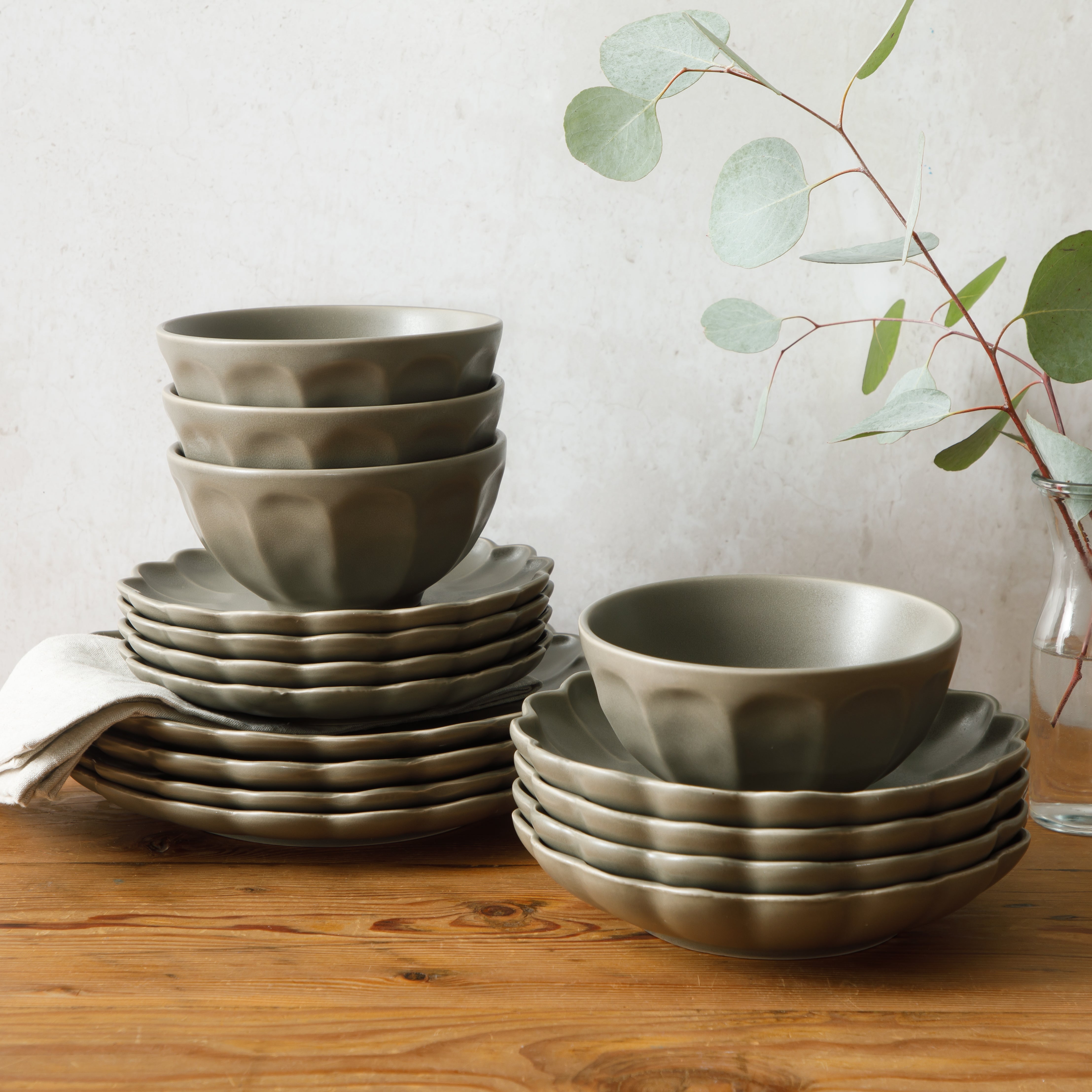 Bloomhouse Plates and Bowls Set, 16 Piece Stoneware Dinnerware for 4, Scallop Embossed, Oprah's Favorite Things, Dishwasher & Microwave Safe, Black