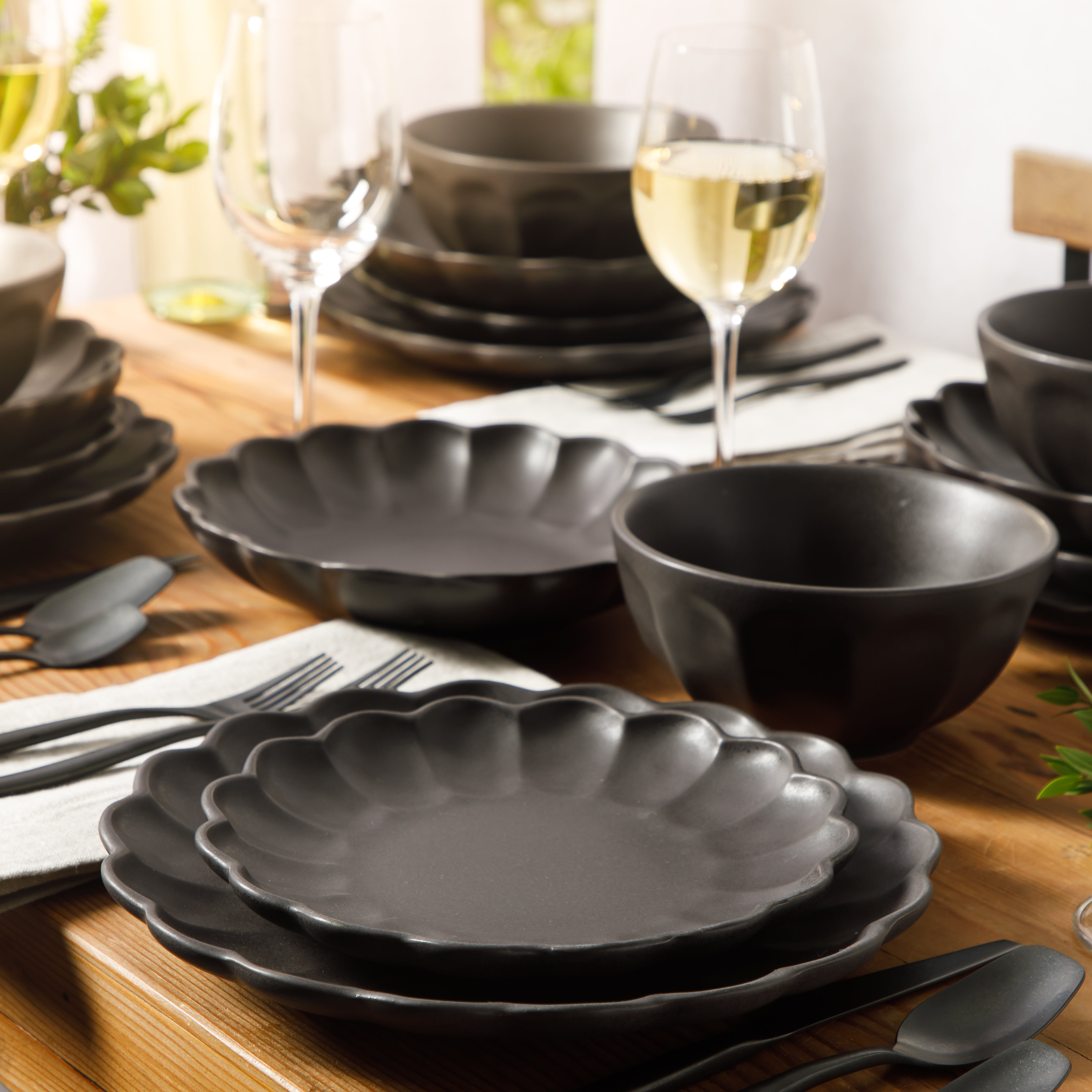 Bloomhouse Plates and Bowls Set, 16 Piece Stoneware Dinnerware for 4, Scallop Embossed, Oprah's Favorite Things, Dishwasher & Microwave Safe, Black