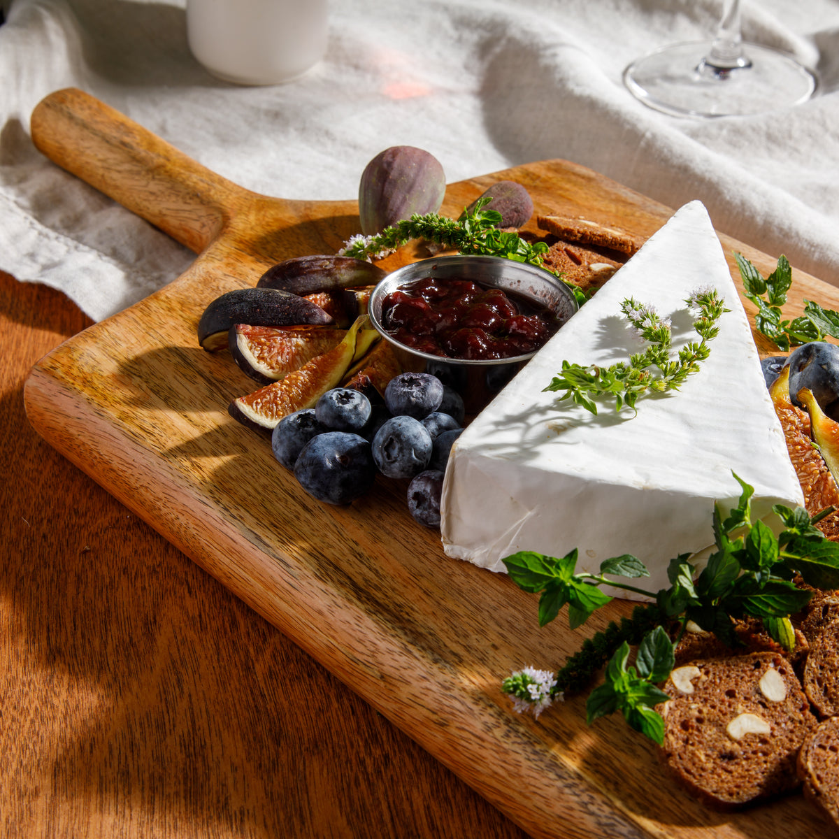 Bloomhouse Mango Wood Rectangular Charcuterie Board with Handle, Serving Board
