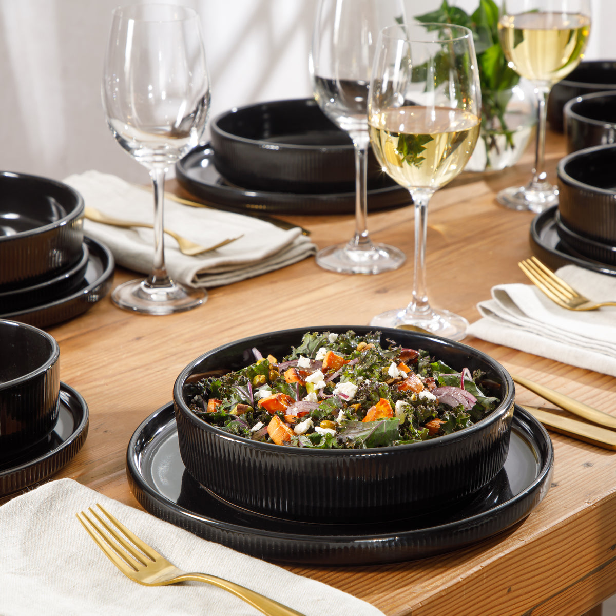 Gibson Elite Highspire 16-Piece Embossed Stoneware Dinnerware Set for 4