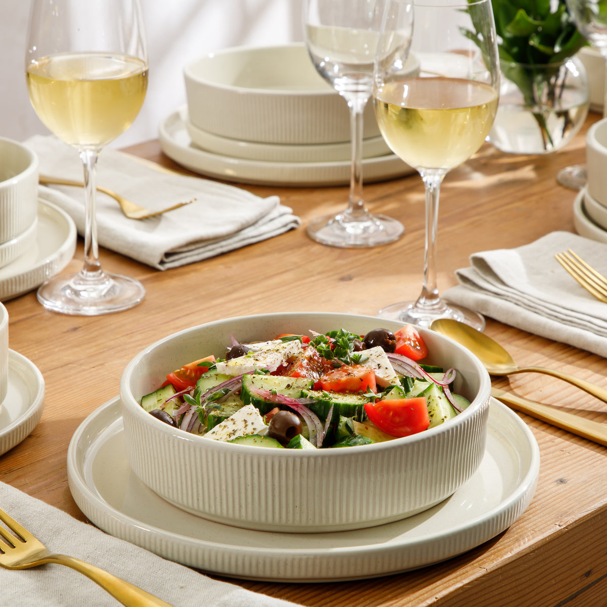Gibson Elite Highspire 16-Piece Embossed Stoneware Dinnerware Set for 4