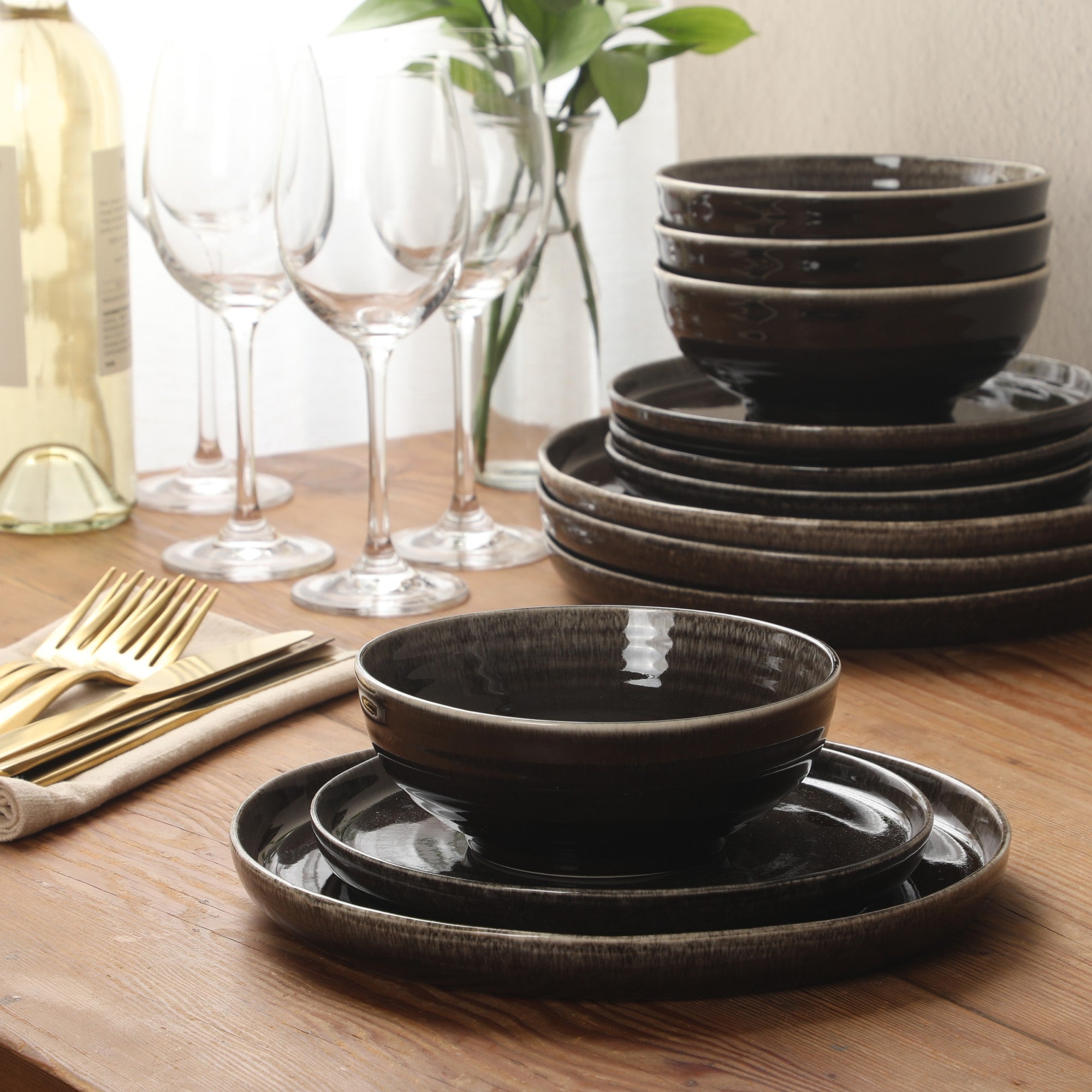 Gibson Elite Eclipse Swirls Plates and Bowls Sets, 12-Piece Stoneware Dinnerware Sets, Reactive Glaze Dish Set