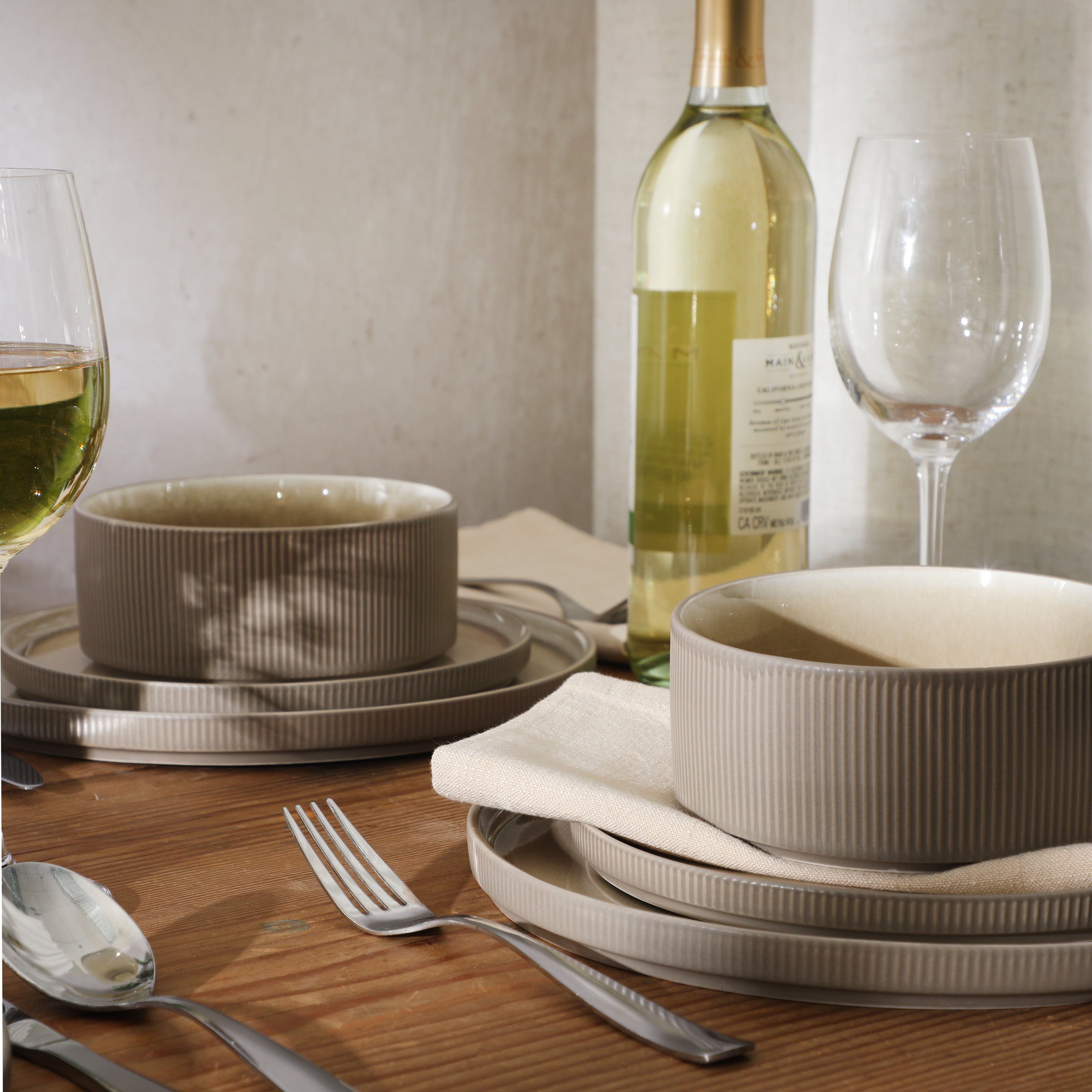 Gibson Elite Redrock Canyon 12-Piece New Bone China Dinnerware Set Service for 4, Reactive Glaze Plates and Bowls, Dishwasher Safe