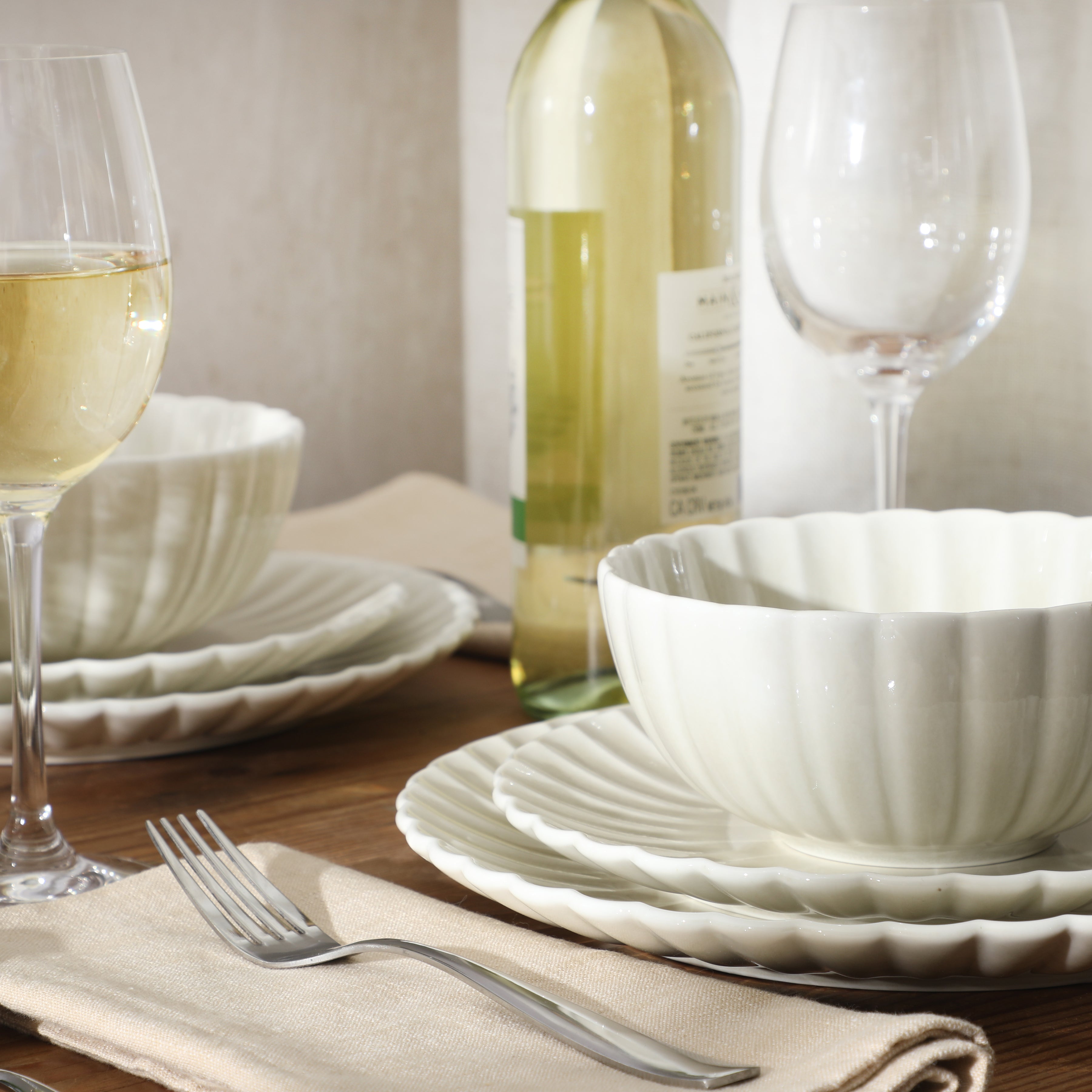 Gibson Elite Peach Orchard 12-Piece New Bone China Dinnerware Set Service for 4, Embossed Fluted Plates and Bowls, Dishwasher Safe