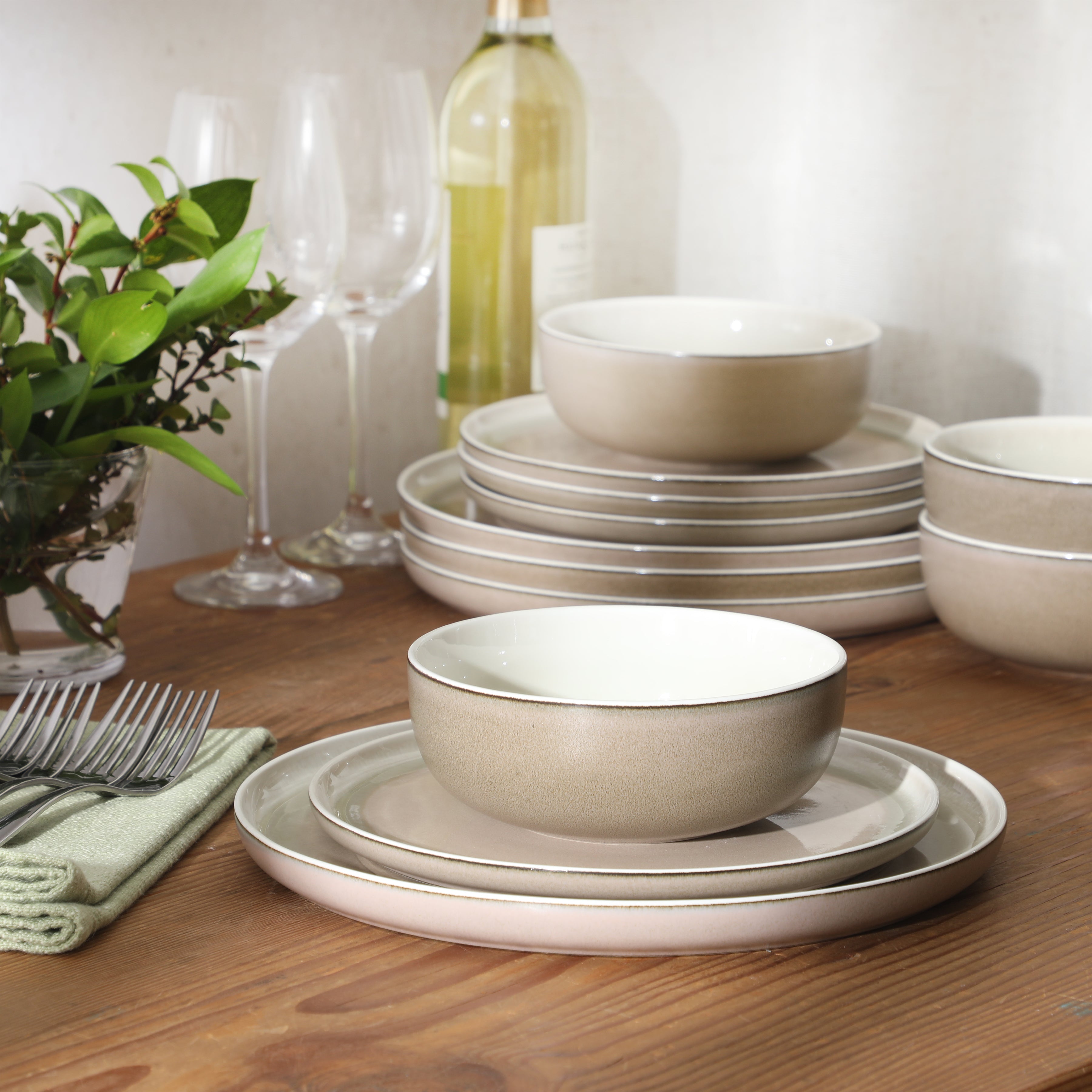 Gibson Elite Island Bay 12-Piece New Bone China Dinnerware Set Service for 4, Reactive Glaze Plates and Bowls, Dishwasher Safe