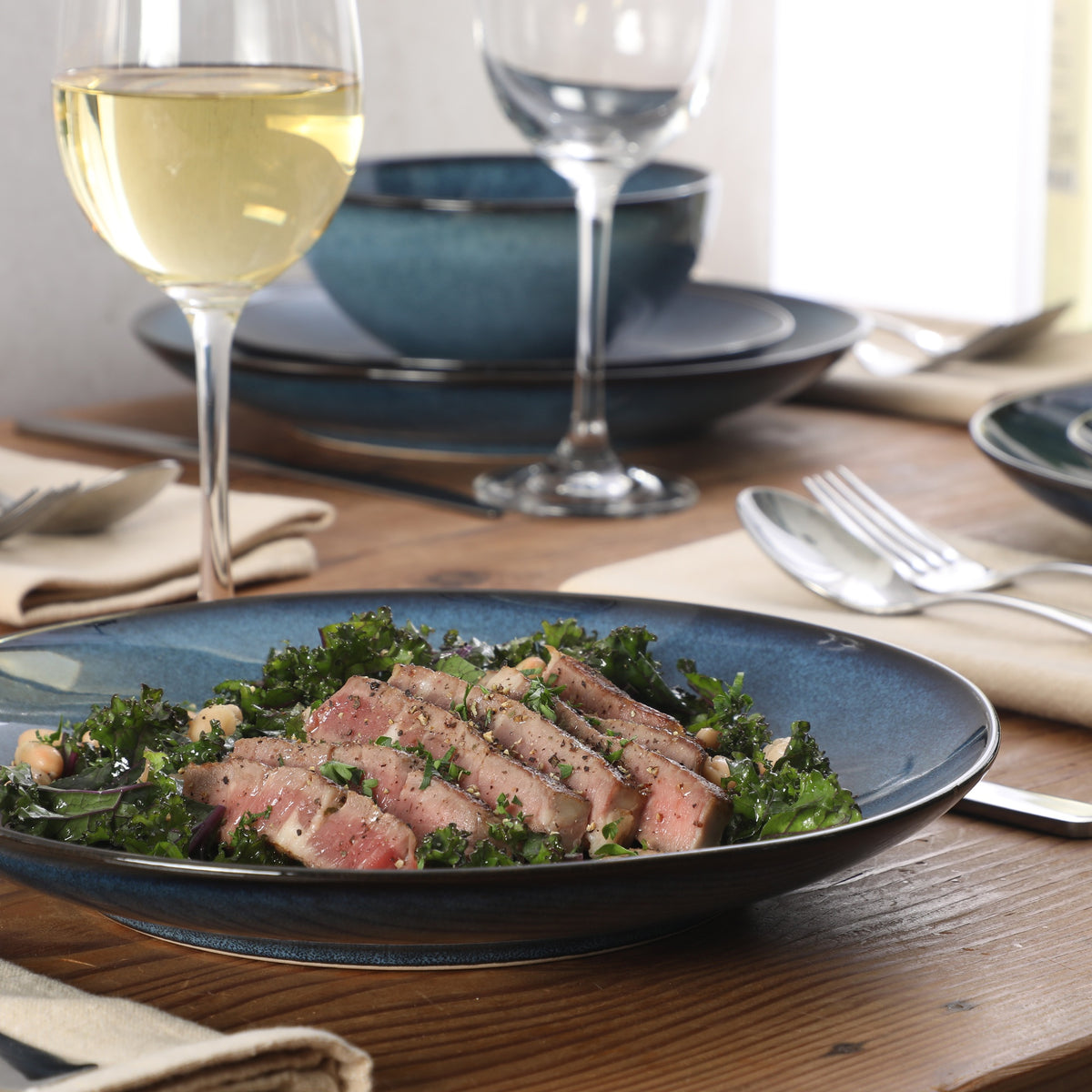 Gibson Elite Castle Peak Plates and Bowls Set, 12-Piece Dinnerware Set, Reactive Glaze Stoneware Dishes, Dinner Plates, Salad Plates & Cereal Bowls
