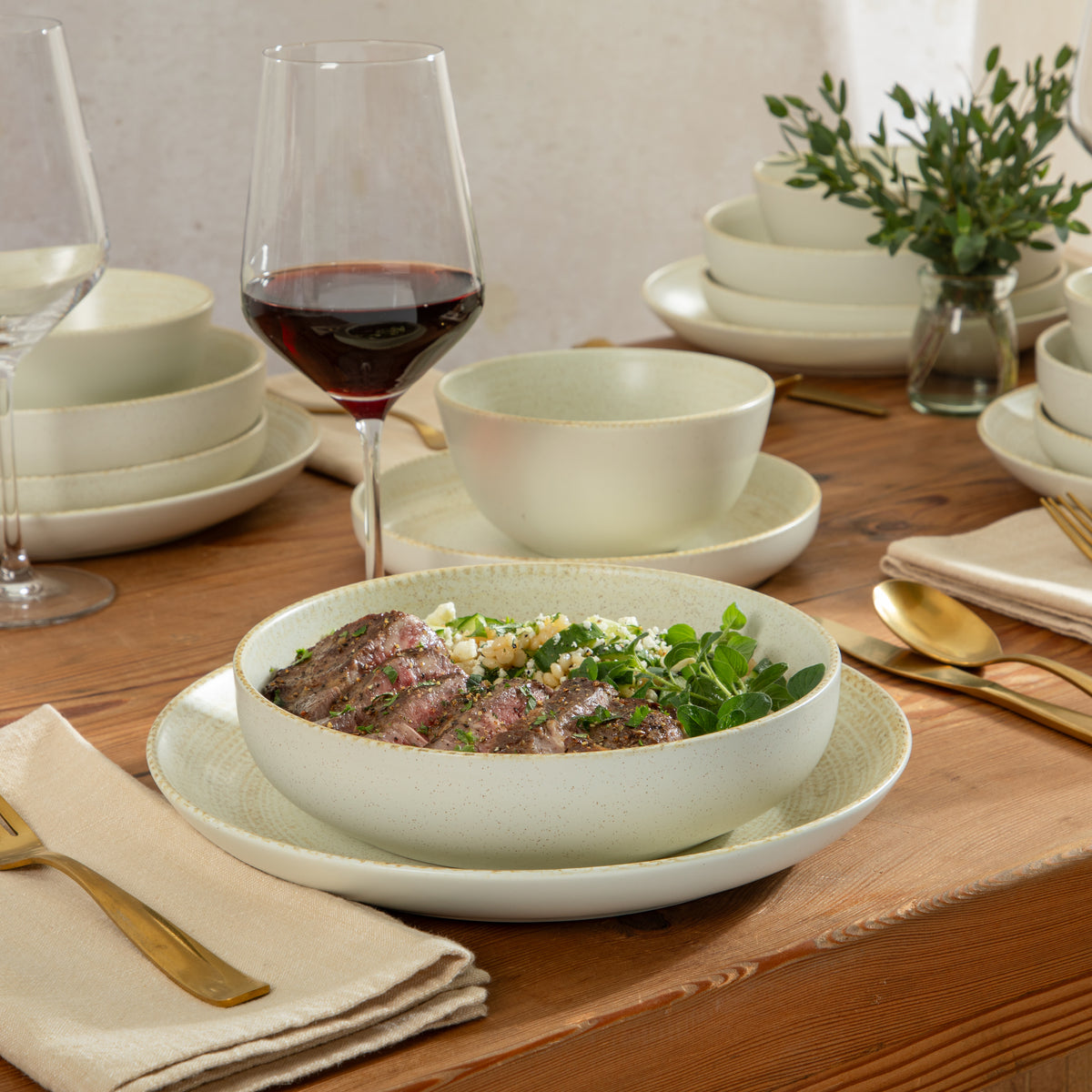 Gibson Elite Quail Hill Stoneware Dinnerware Set, Cream, Service for 4, 16 Piece