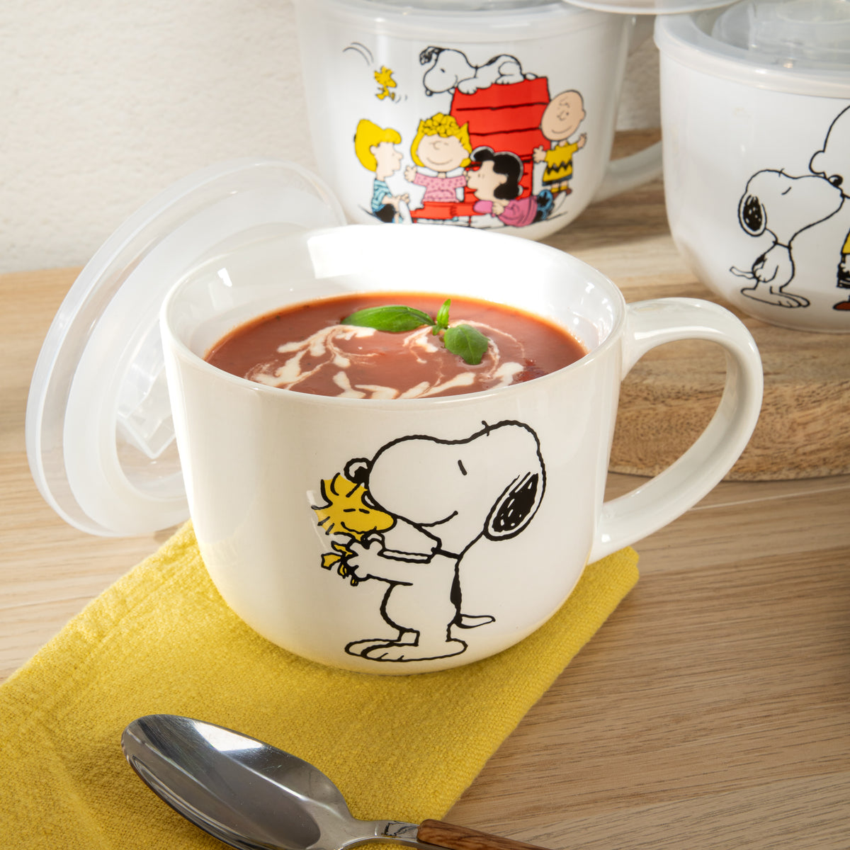 Peanuts Snoopy 23 Oz Stoneware Soup Mugs with Lids and Handles, Happiness Is Friendship, Set of 4