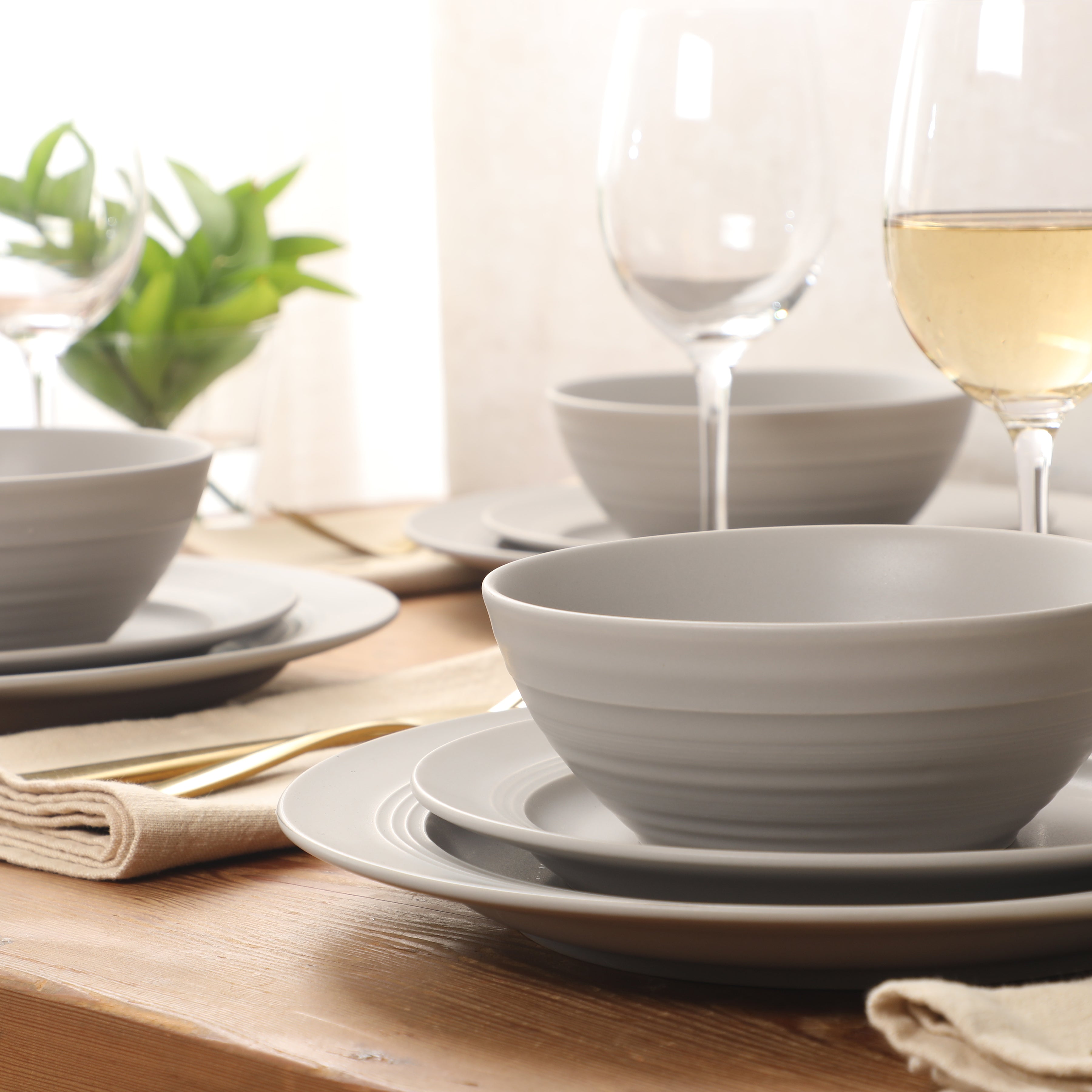 Gibson Elite Soleil 12 Piece Linen White Stoneware Dinnerware Set for 4, Plates and Bowls Set with Dinner Plates, Salad Plates and Bowls