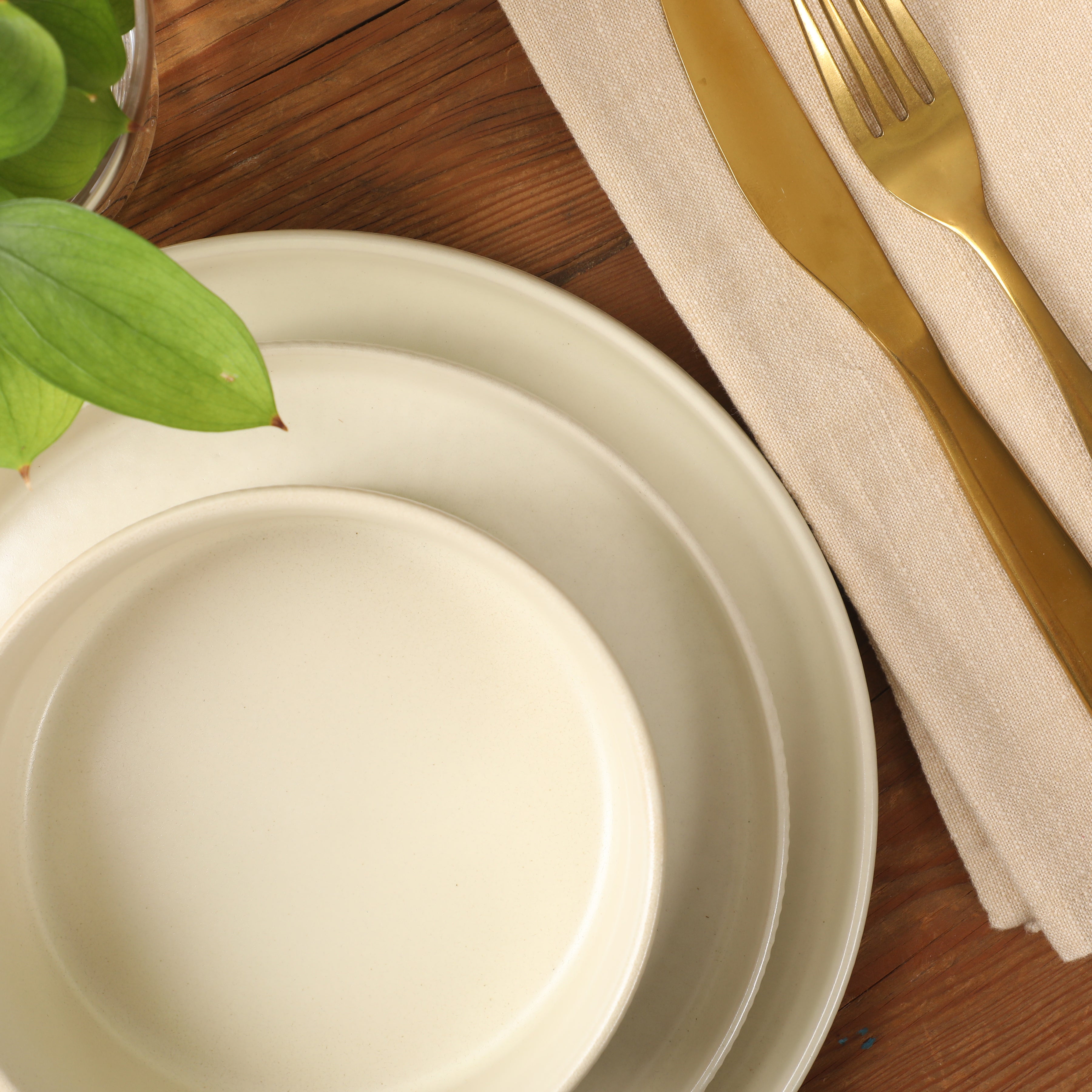 Gibson Elite Avant-Garde 12 Piece Stoneware Dinnerware Set for 4, Plates and Bowls Set with Reactive Glaze,  Dinner Plates, Salad Plates, Bowls