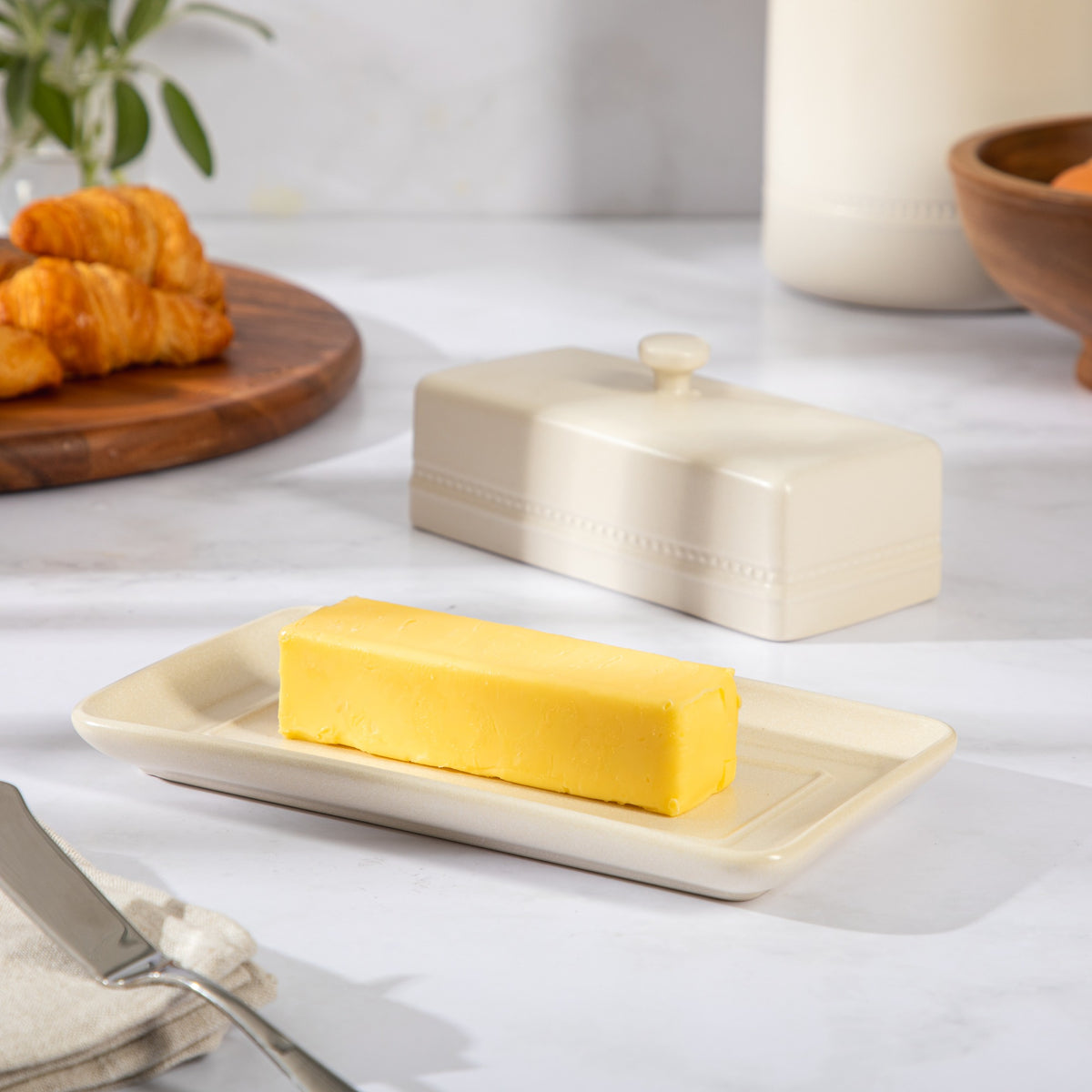 Sur La Table Kitchen Essentials Dot and Dine Butter Dish - lifestyle