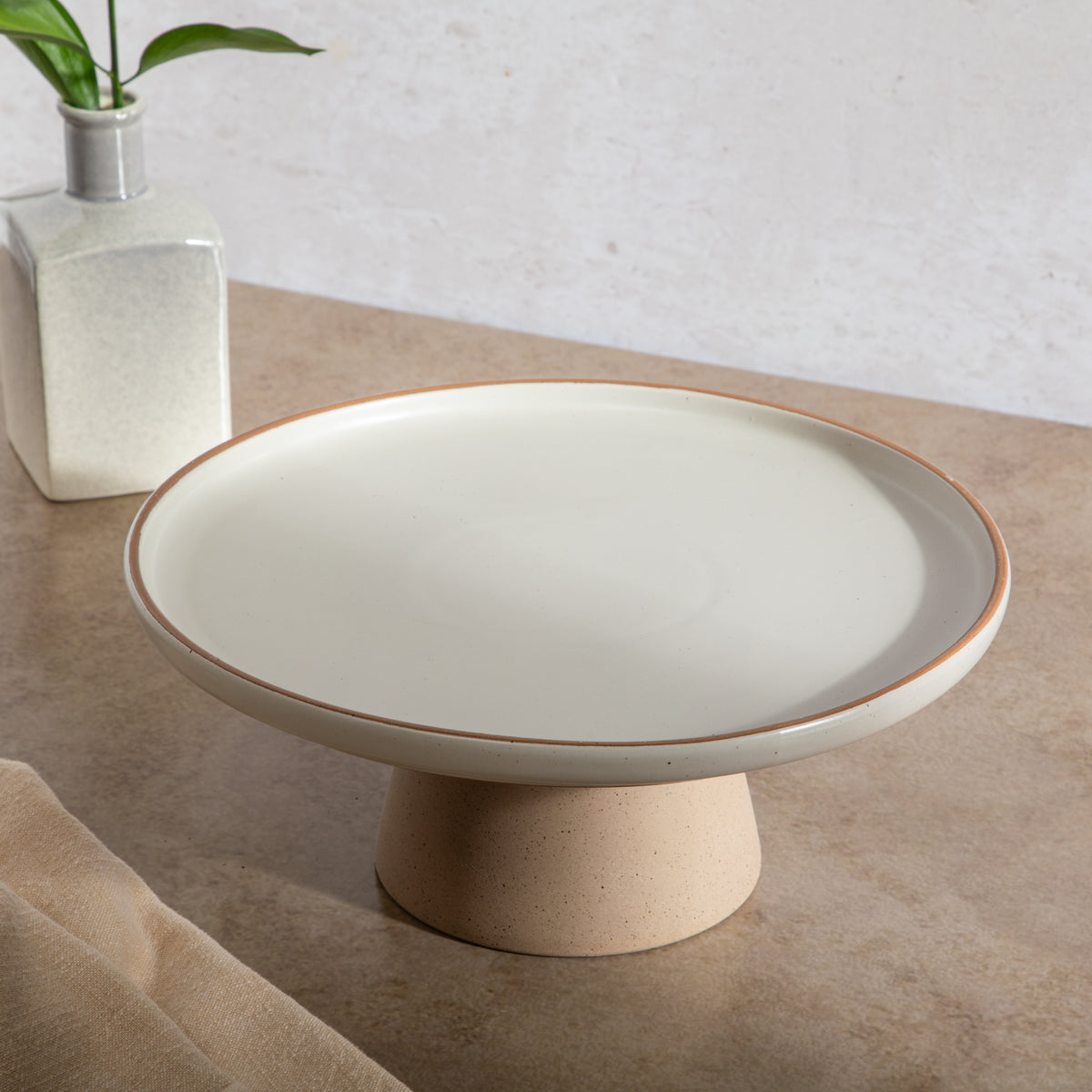 Gibson Elite Turtle Rock Cake Stand, 10 Inch Round Ceramic Stoneware Pedestal, Wedding Cake Plate & Dessert Riser, Taupe