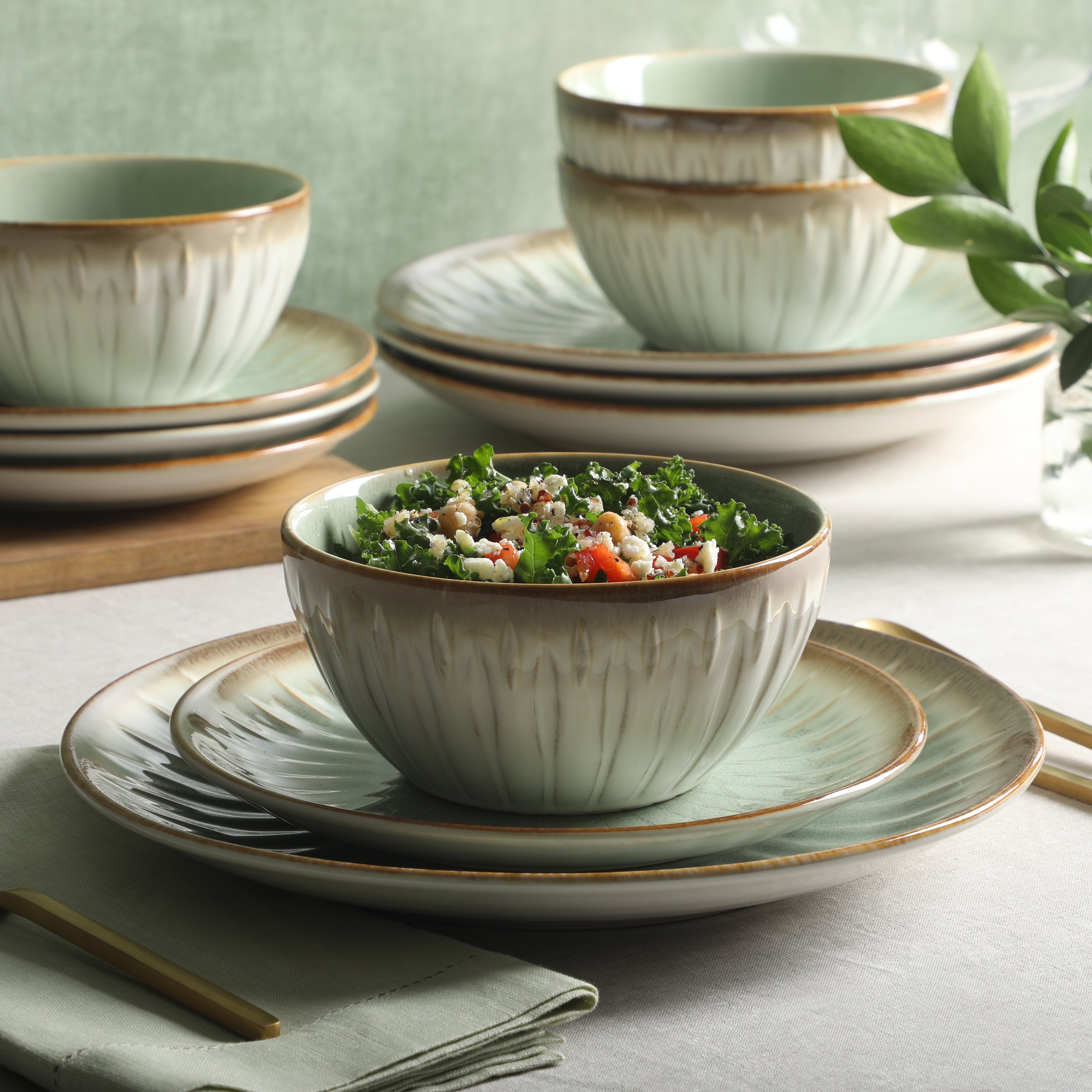 Gibson Elite Trescott Way 12 Piece Reactive Glaze Plates and Bowls Stoneware Dinnerware Set