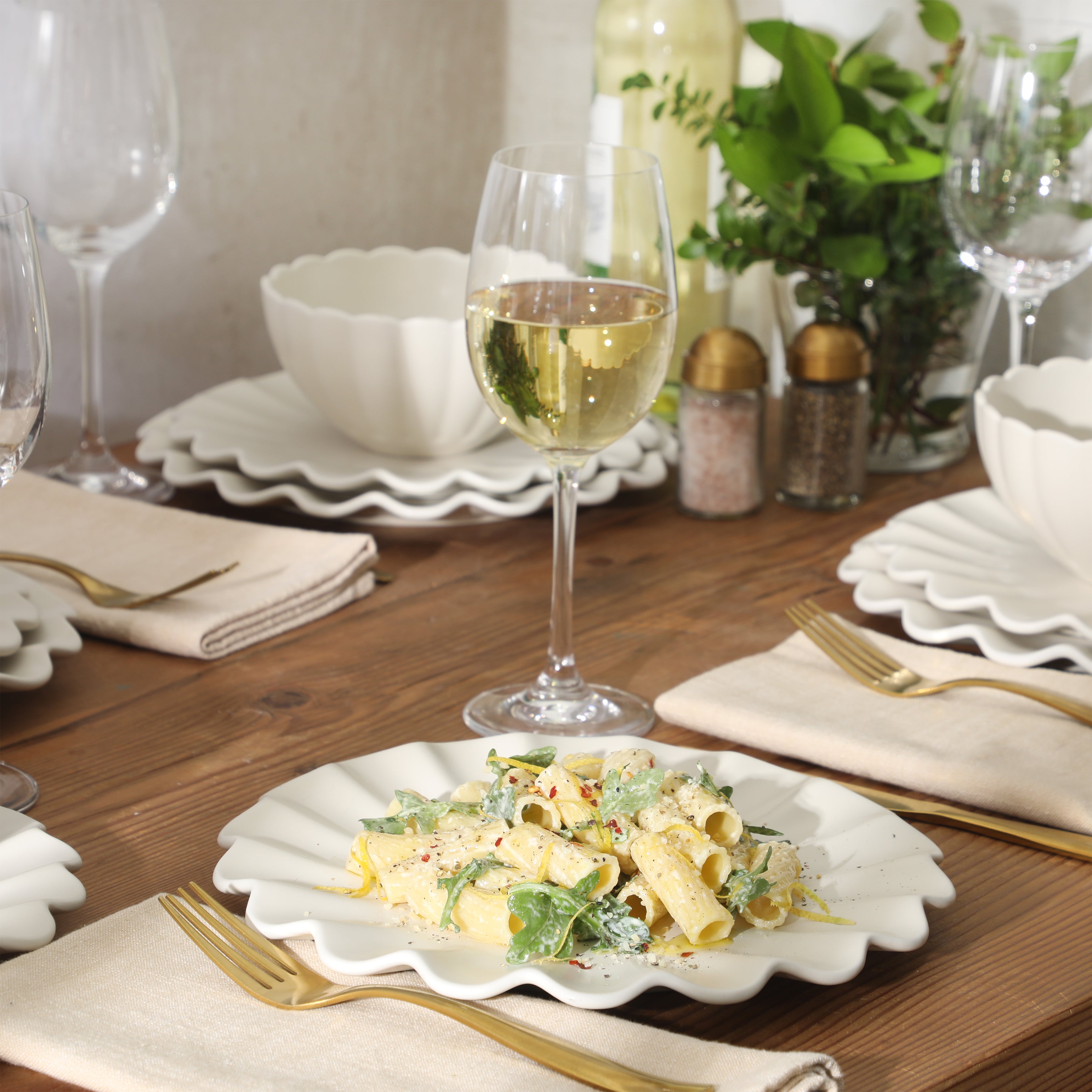 Gibson Elite Plates and Bowls Sets, 12-Piece Stoneware Dinnerware Set for 4, Scalloped Dish Set with Dinner Plates, Salad Plates & Bowls