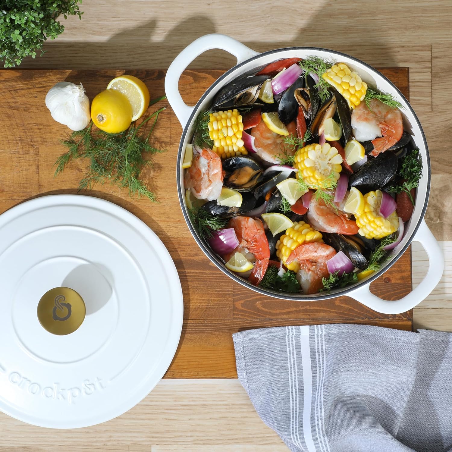 Crock-Pot 6-Quart Cast Iron Dutch Oven