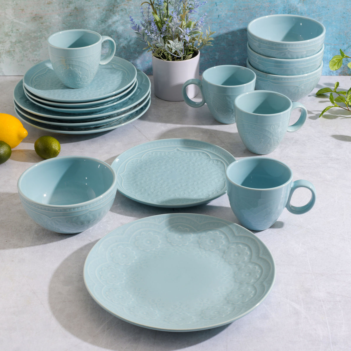 Gibson Elite Alemany 16Piece Porcelain Dinnerware Set Aqua