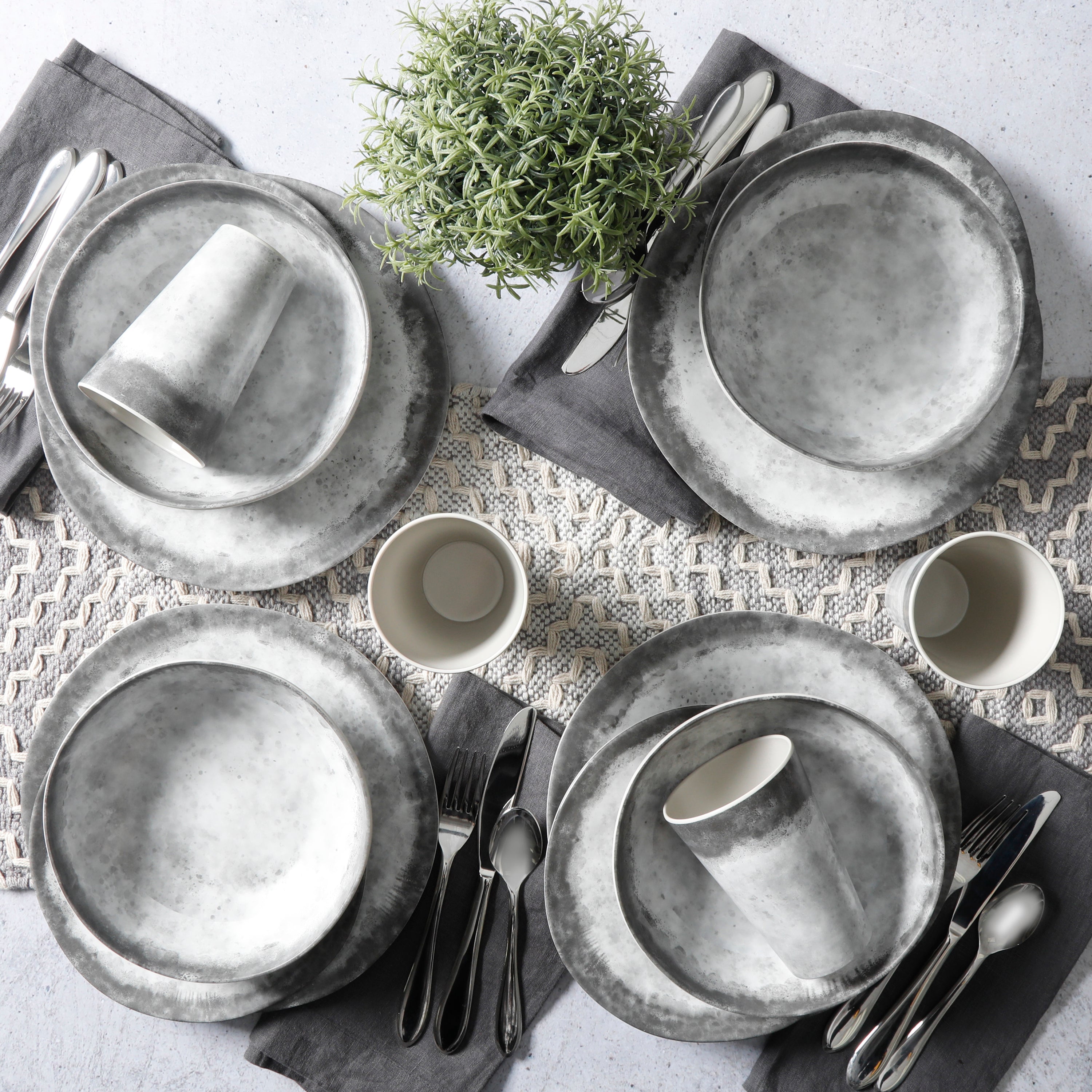 Gibson Home Granite Organic Round Melamine Dinnerware Set, Service for Four (16pcs), Marble